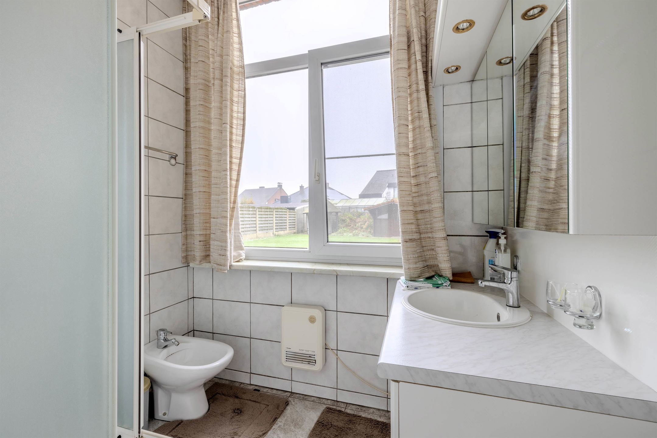 Op te frissen woning, ideaal als investering!