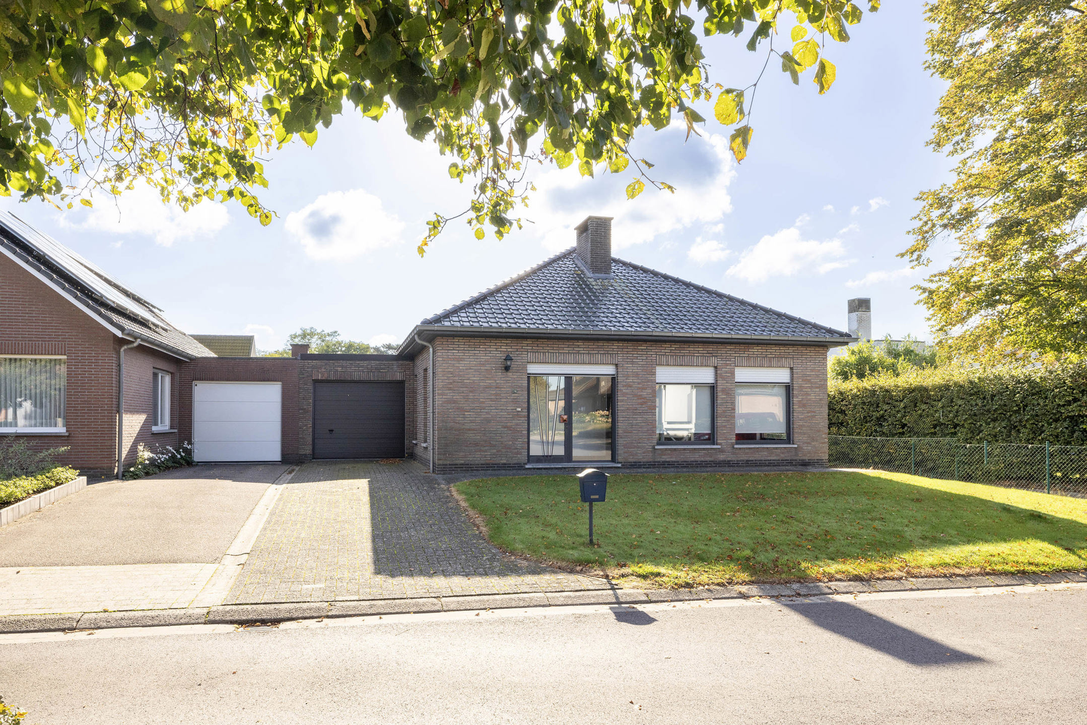 Instapklare, rustig gelegen woning op mooi perceel van 587 m²!