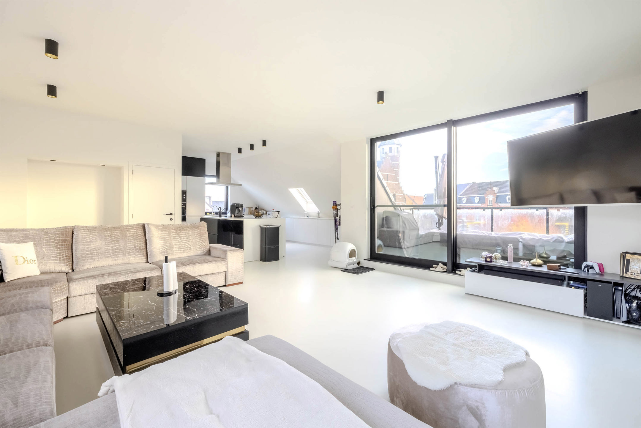 High-end afgewerkt penthouse in centrum Malle