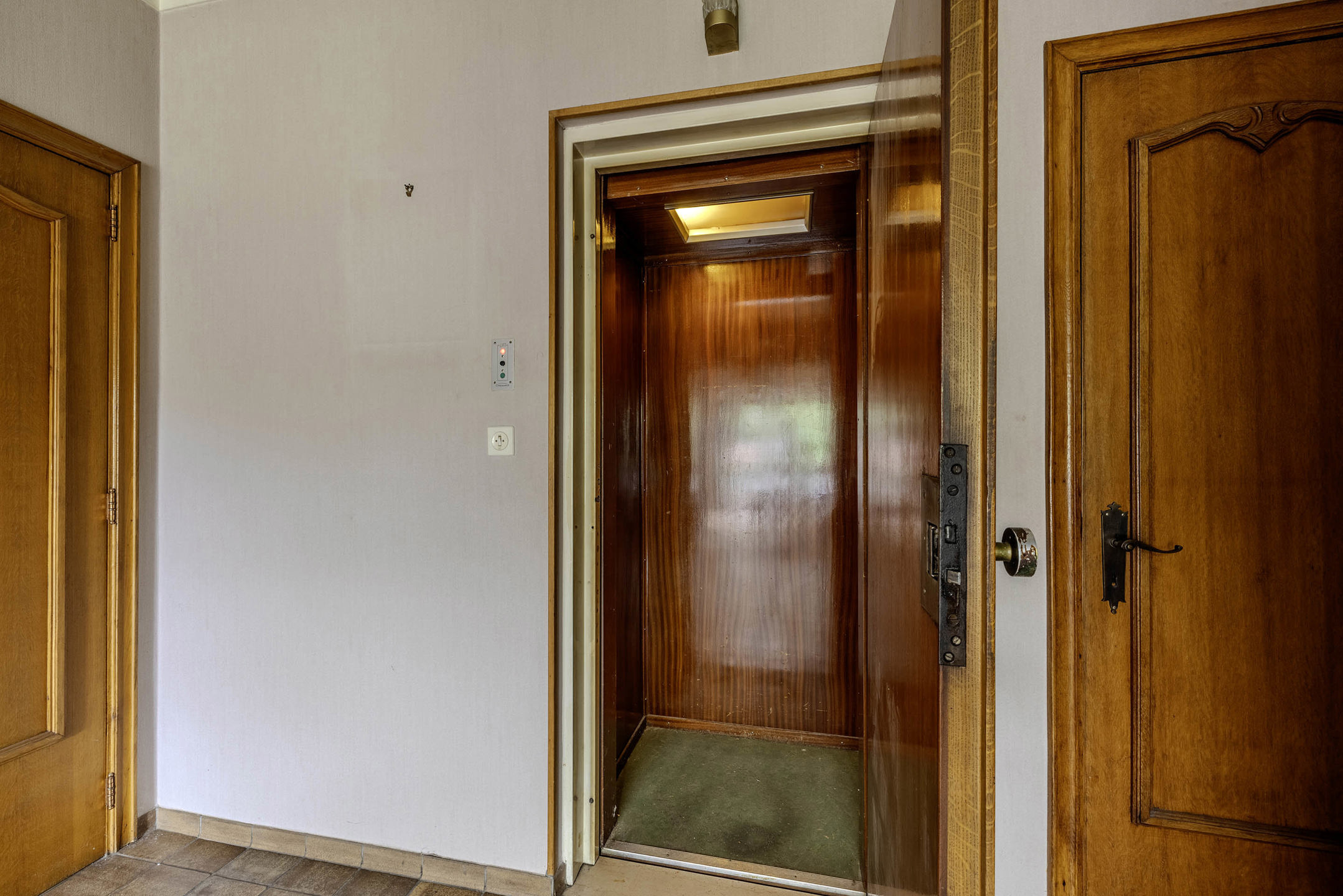 Woning in centrum Sint-Lenaarts op mooi perceel van 614 m²!
