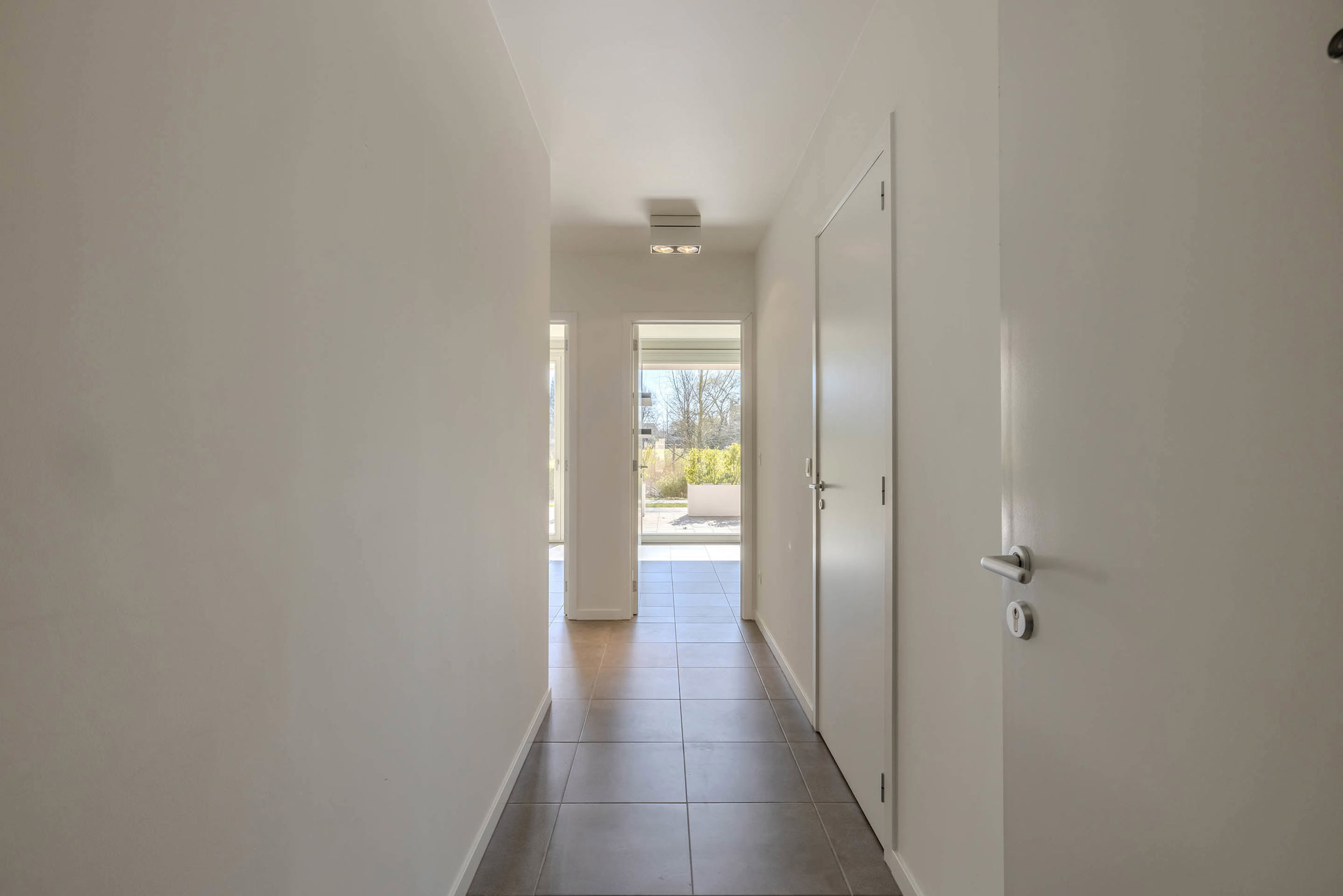 Instapklaar gelijkvloers appartement met terras van 38 m²!