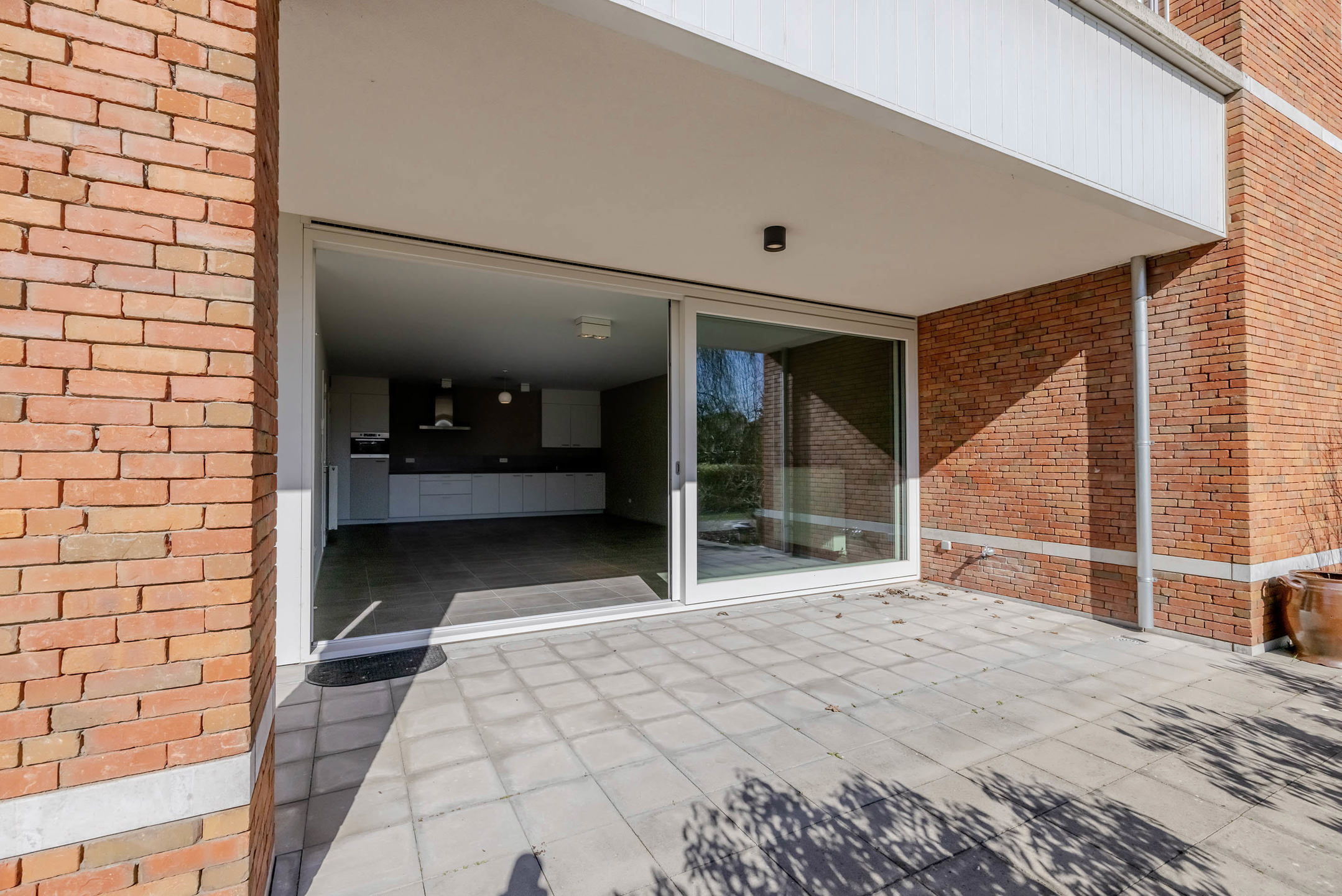 Instapklaar gelijkvloers appartement met terras van 38 m²!