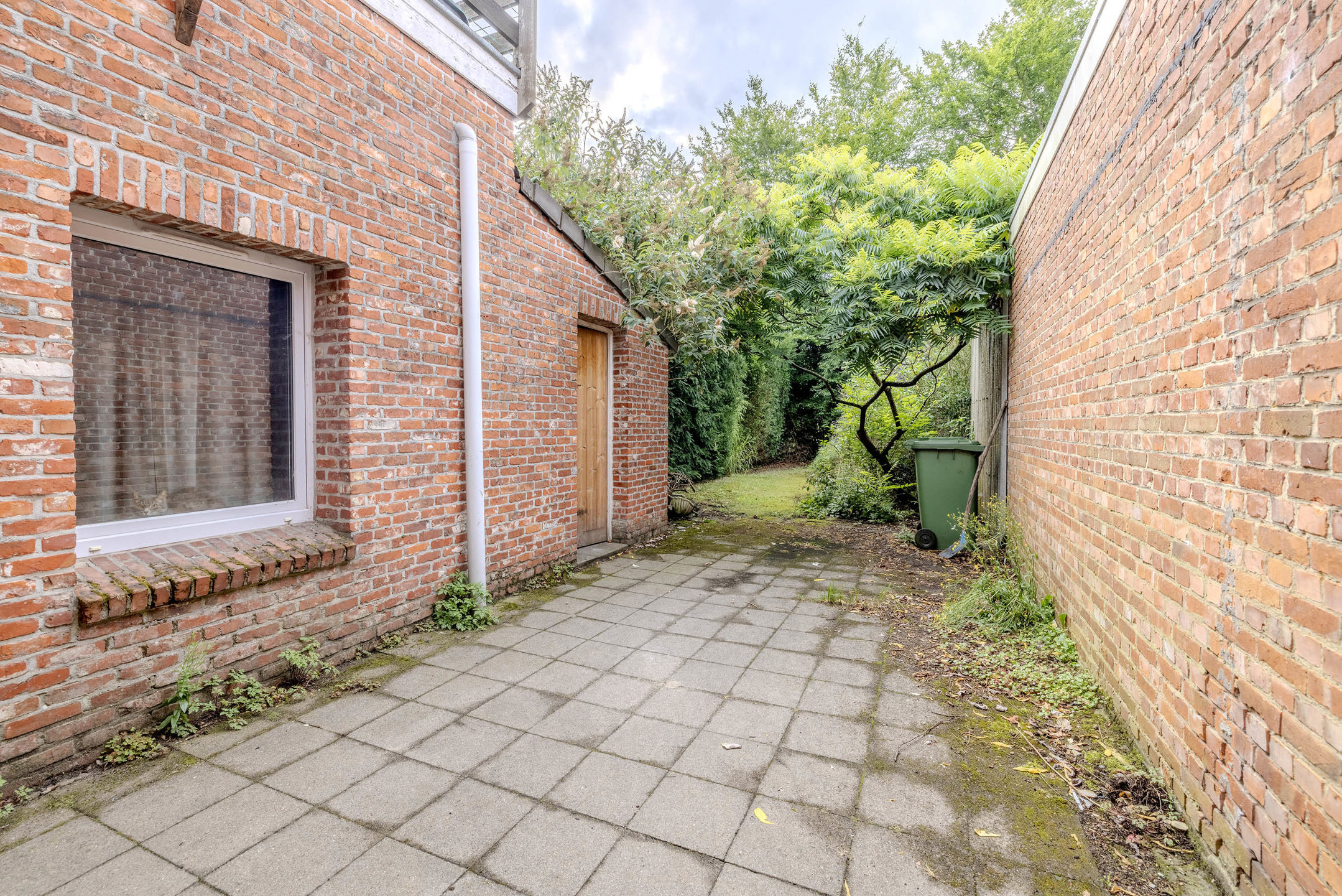 woning onderverdeeld in 2 appartementen