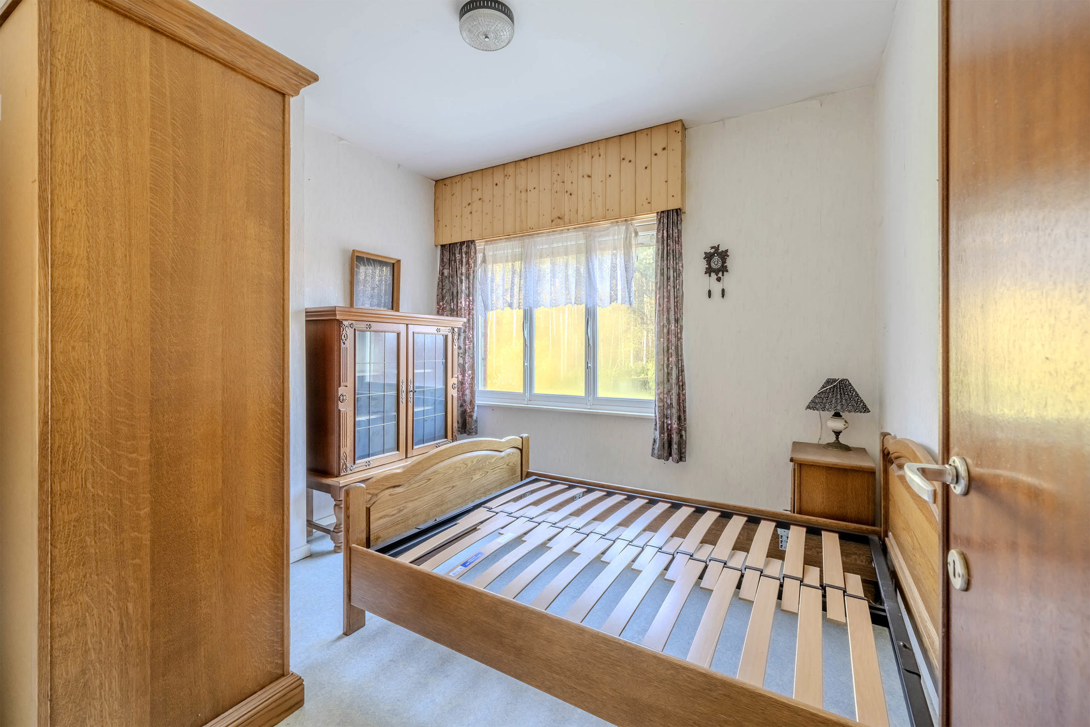 Uniek gelegen renovatieproject op 8.222m²