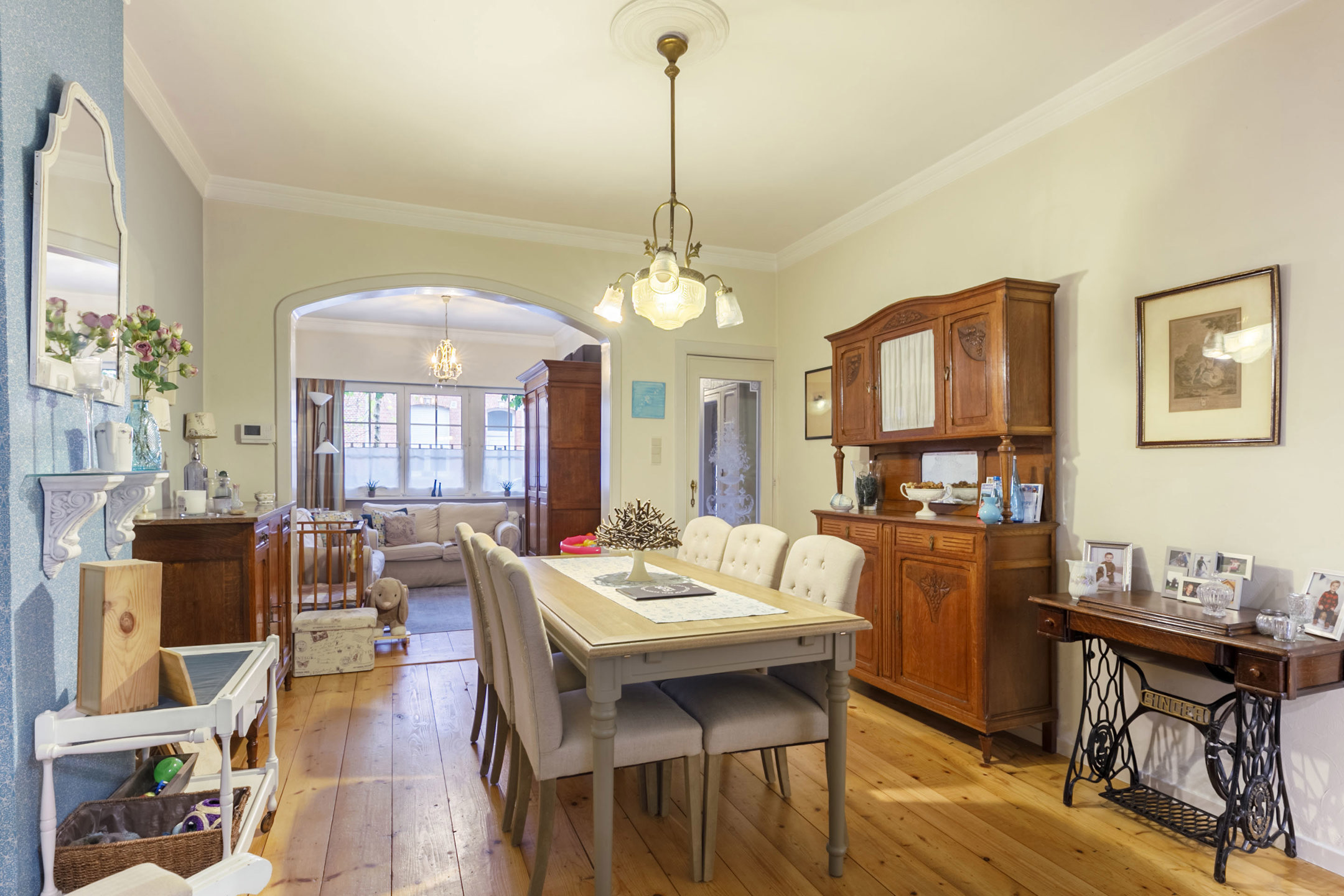 Charmante, instapklare woning op toplocatie in Mortsel!