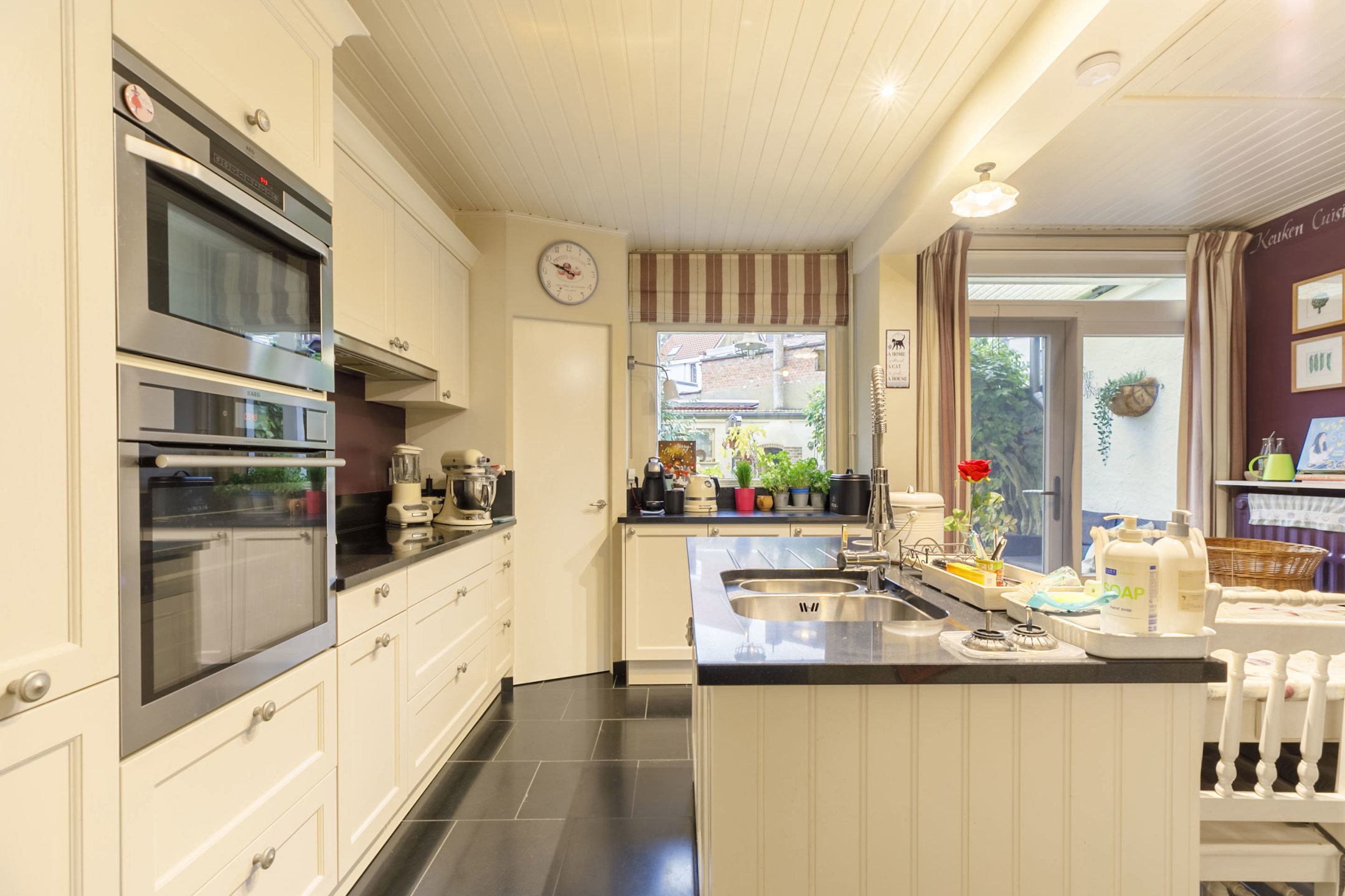 Charmante, instapklare woning op toplocatie in Mortsel!