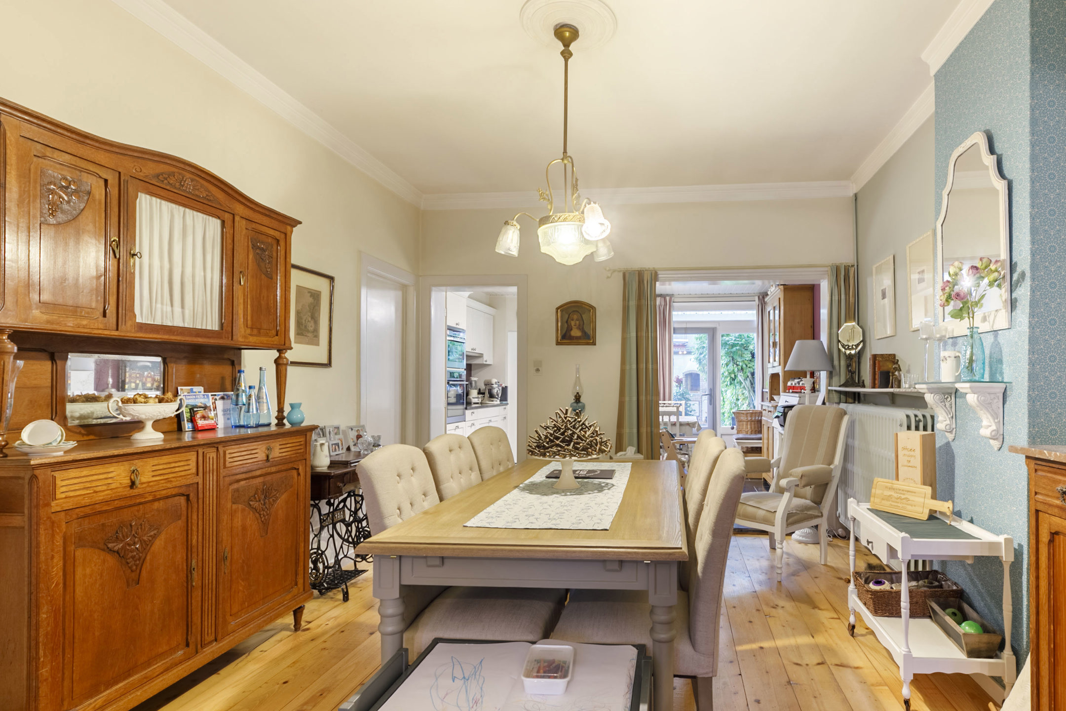 Charmante, instapklare woning op toplocatie in Mortsel!