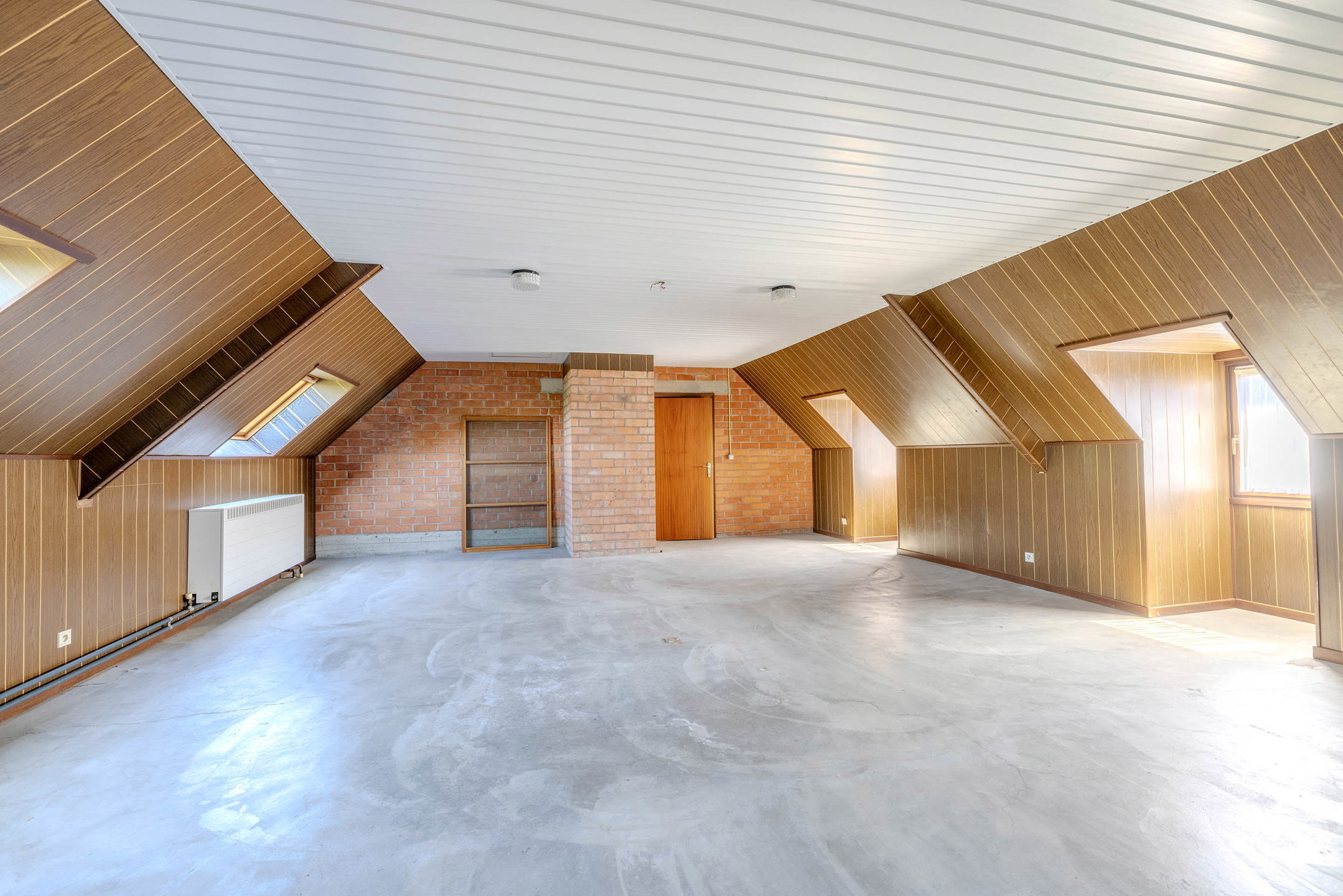 Villa met 5 slaapkamers op 2.400m²