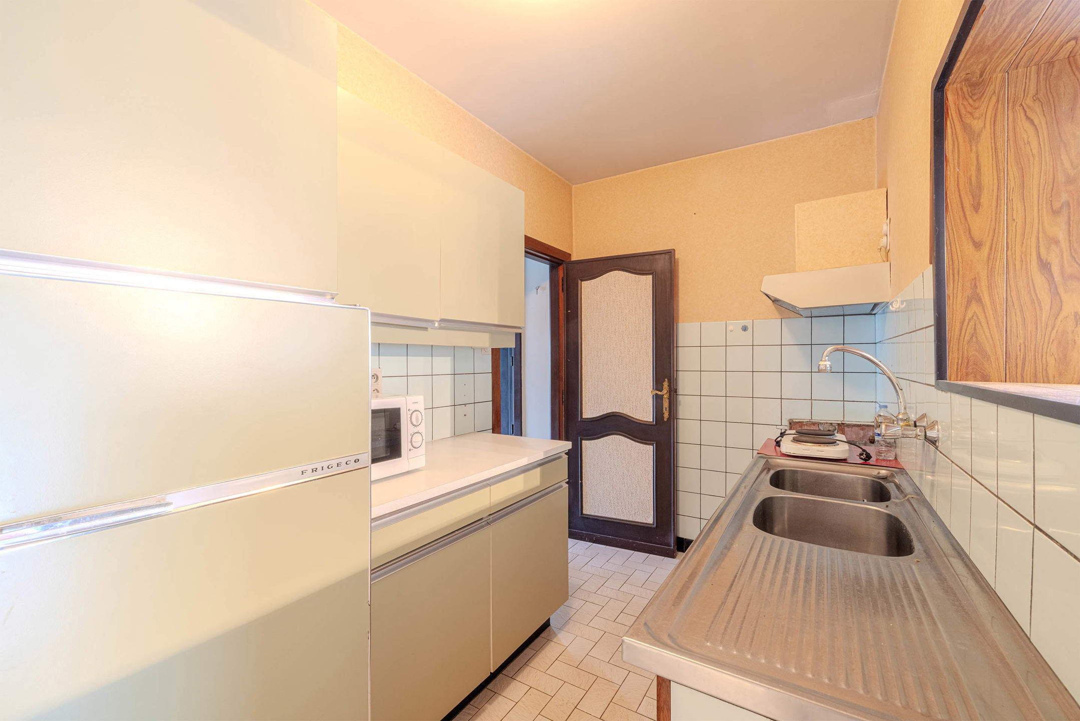 Volledig te renoveren woning op mooi perceel van 789 m²!