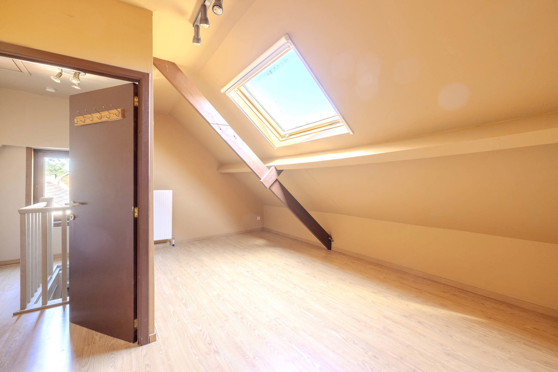 Karaktervolle woning op perceel van 793m² met 4 slaapkamers!