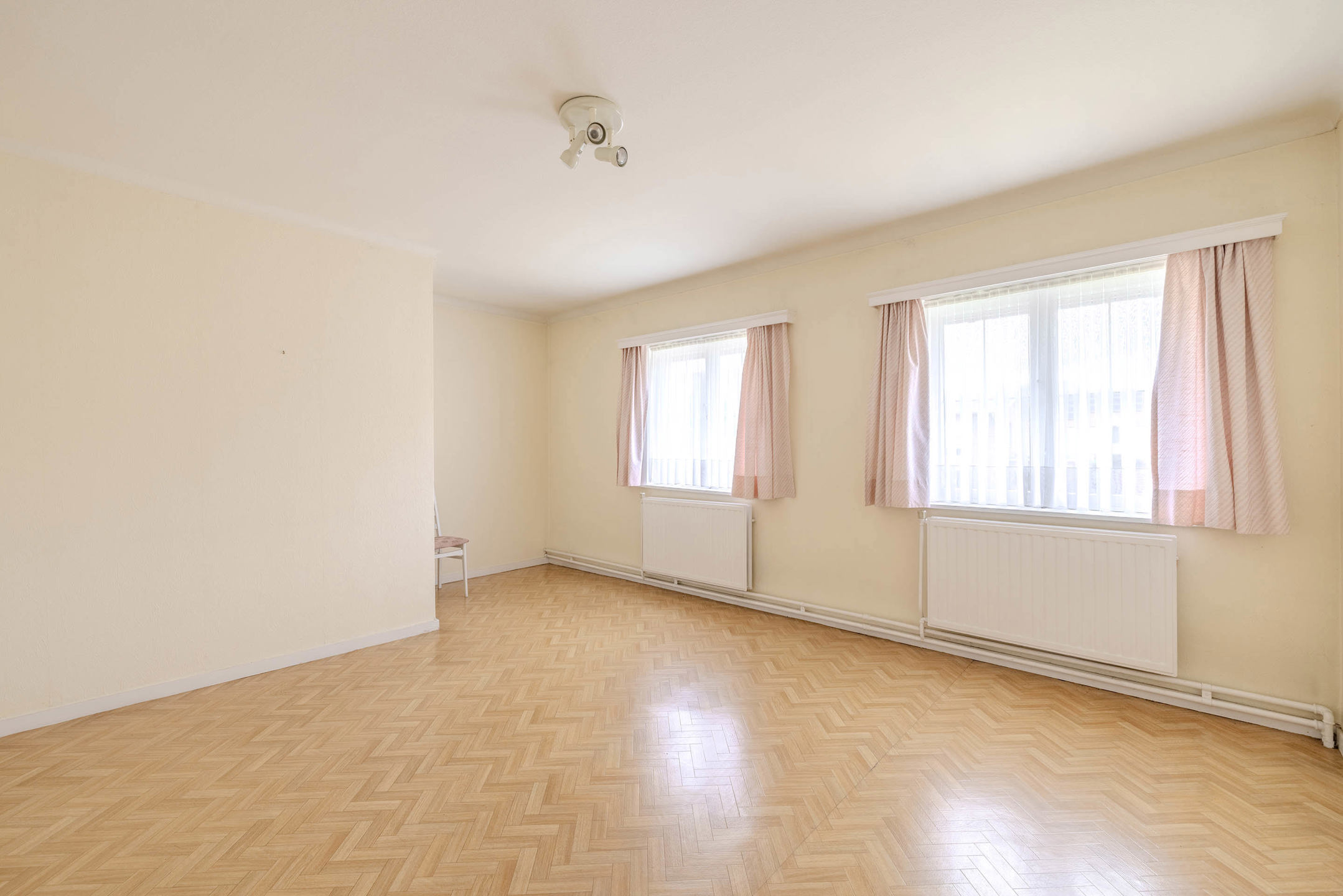 Instapklare HOB in centrum Vlimmeren op 707m² met dubbele garage!