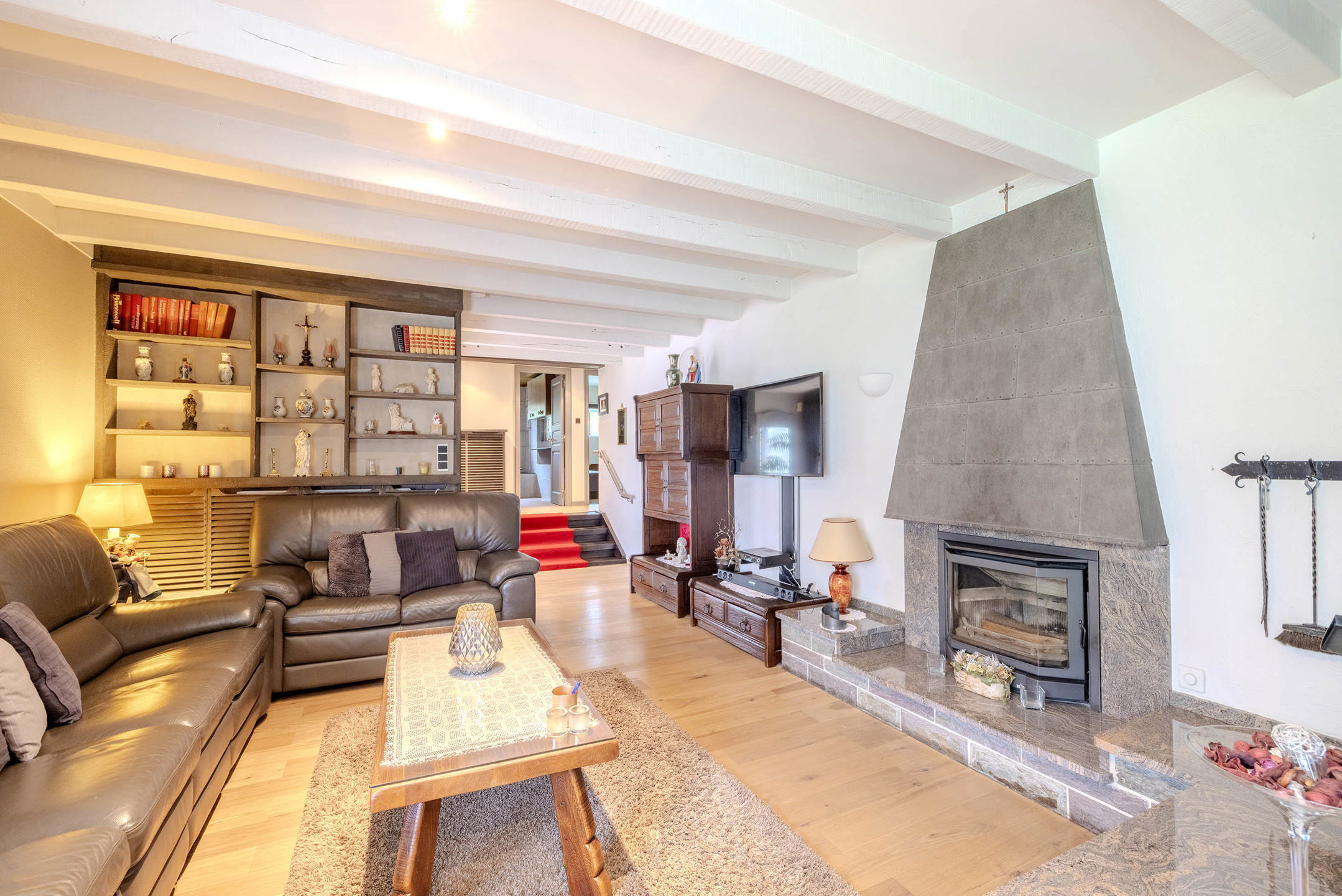Instapklare woning met bijgebouw op mooi perceel van 1.515 m²!