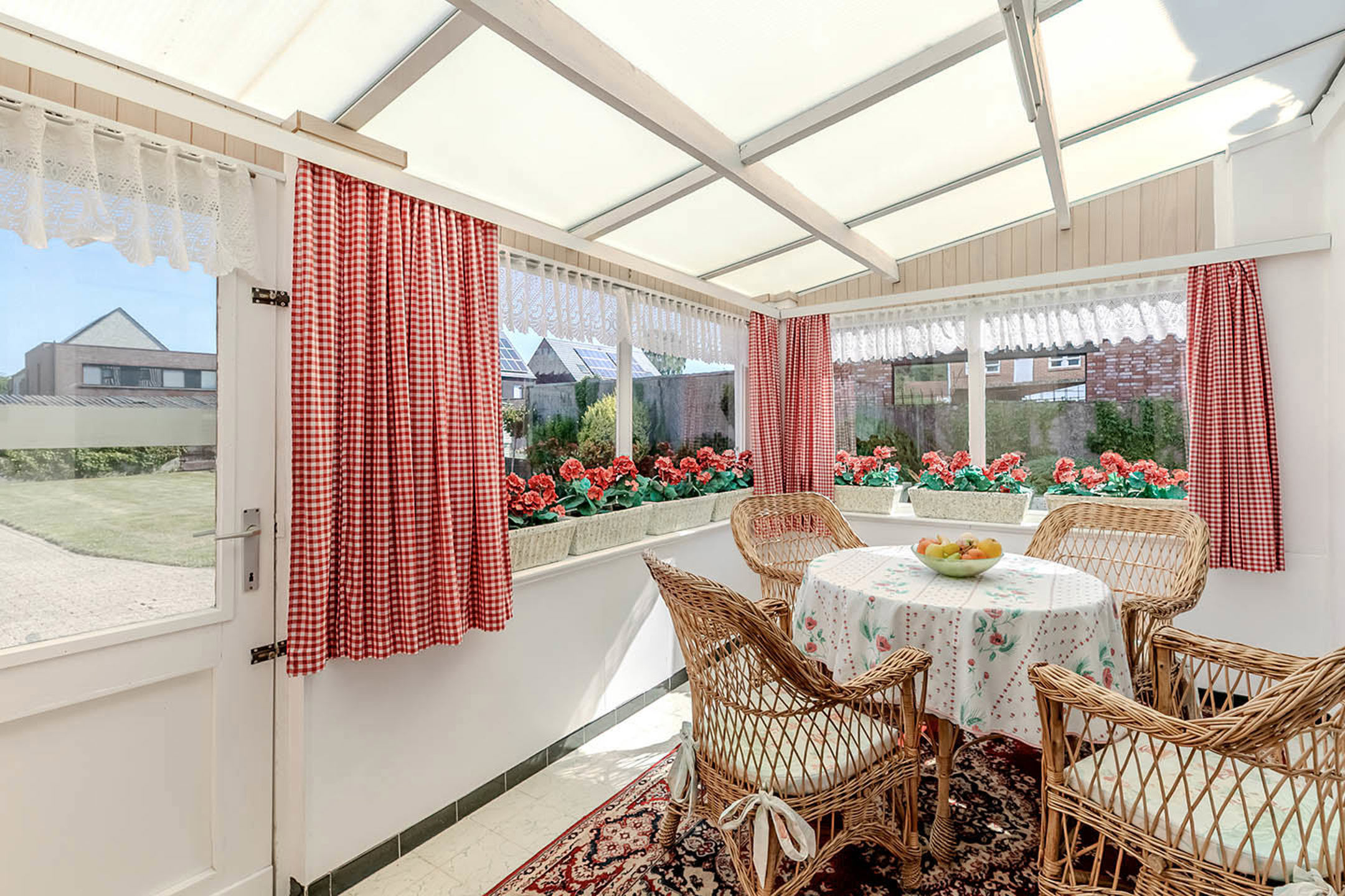 Te renoveren woning op mooi perceel van 910 m²!
