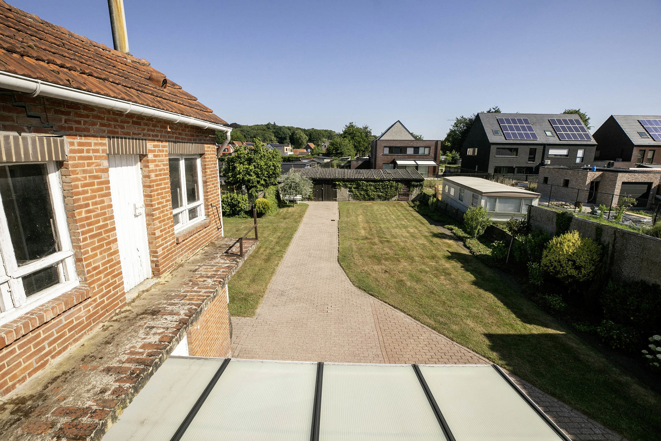 Te renoveren woning op mooi perceel van 910 m²!