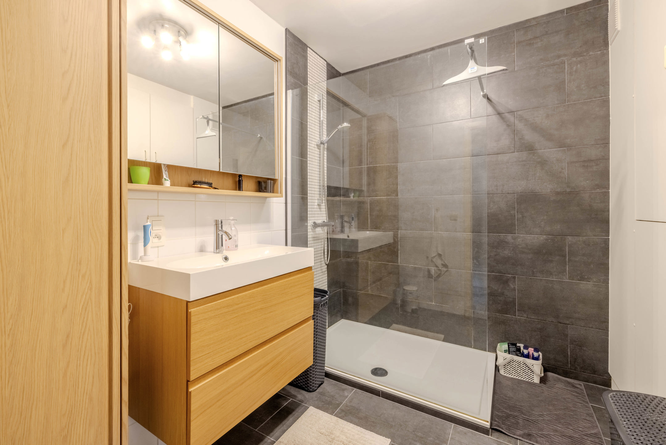 Ruim duplex appartement van 185m² met garage