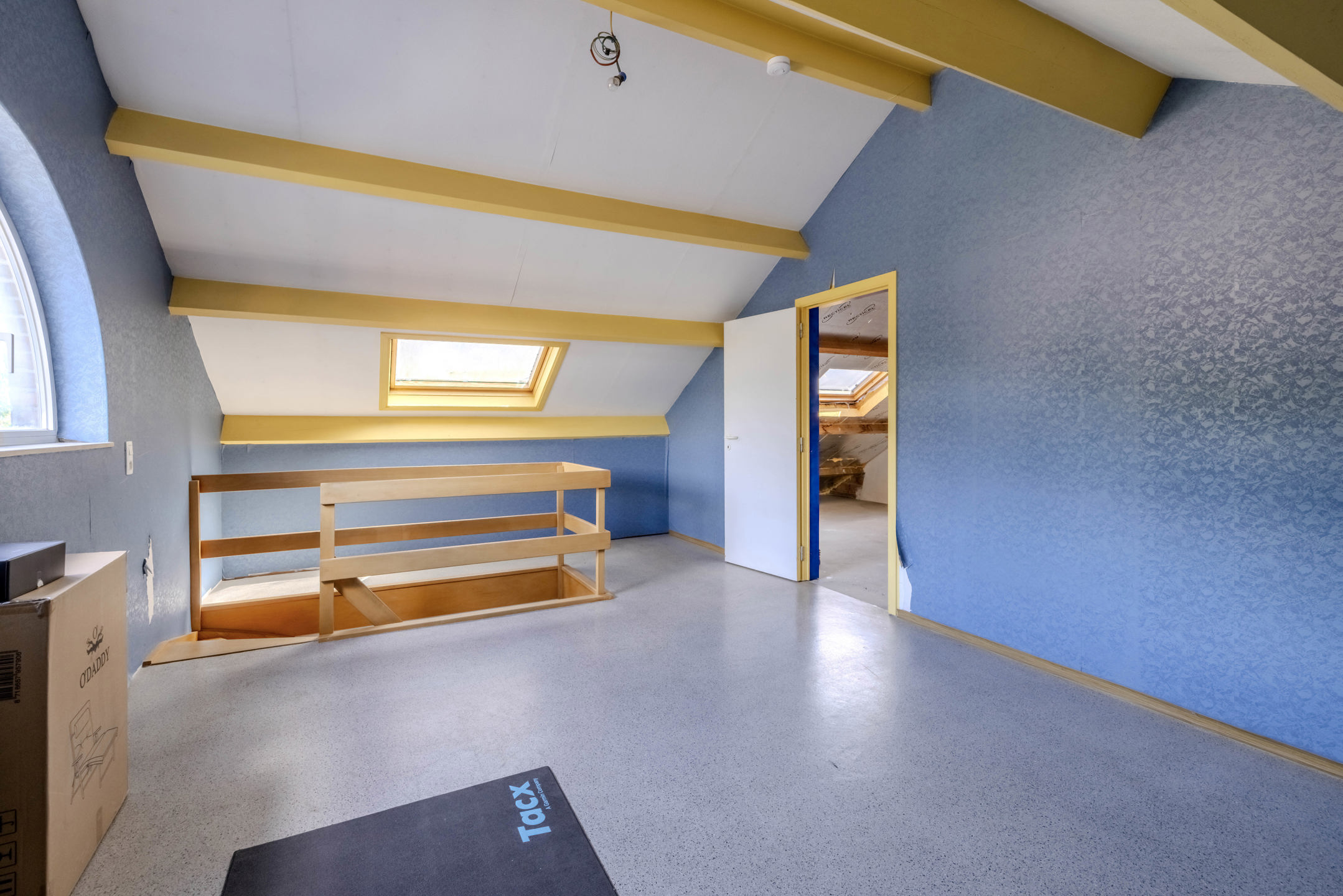 Ruim duplex appartement van 185m² met garage