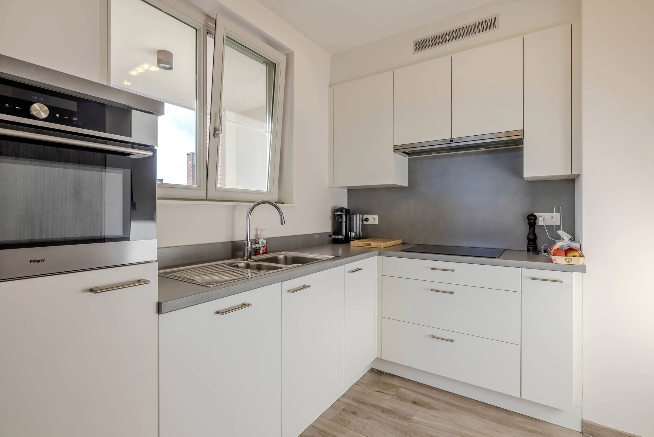 Instapklaar appartement van 78 m² pal in het centrum van Oostmalle!