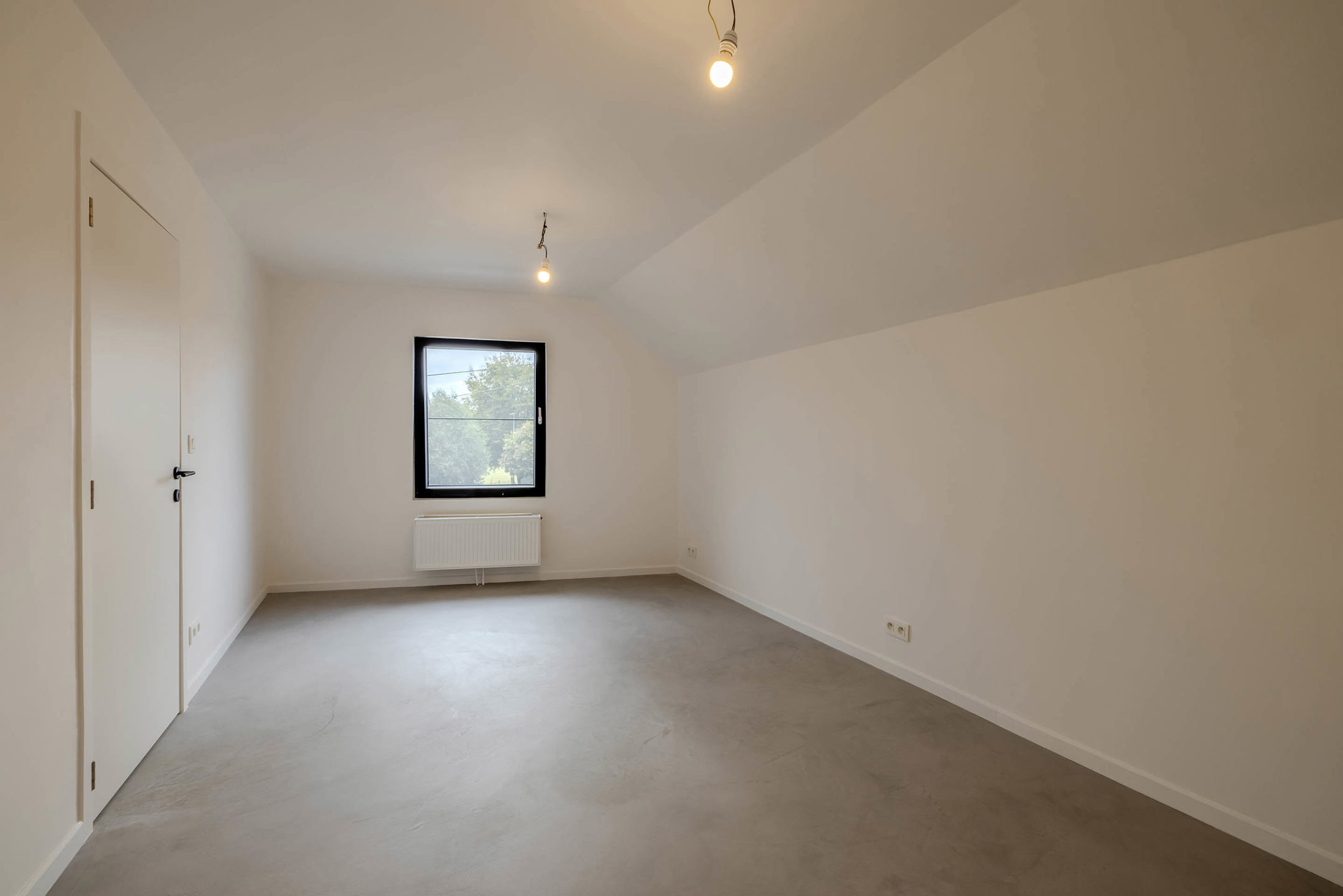 Volledig gerenoveerde woning op mooi perceel van 279 m²!