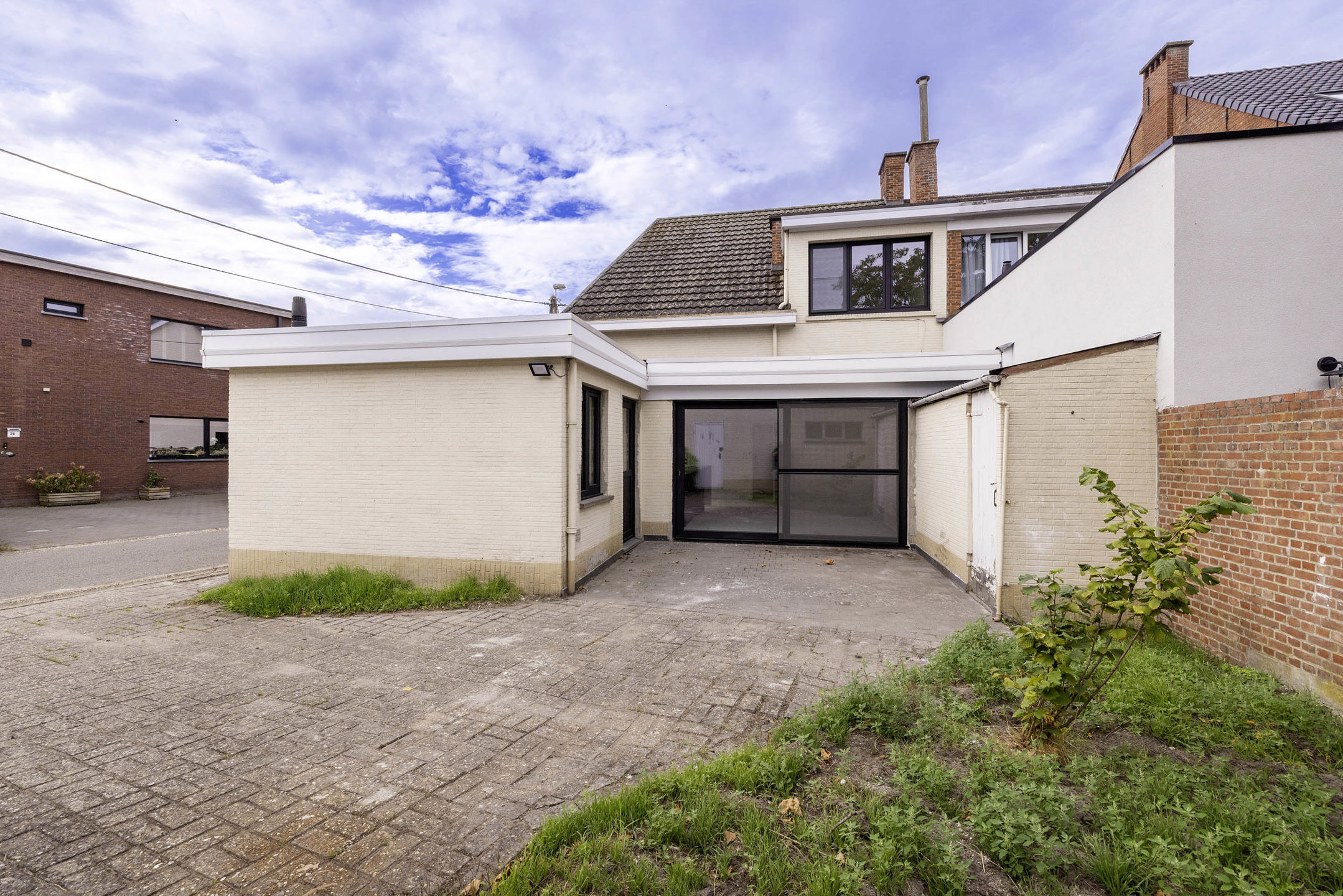 Volledig gerenoveerde woning op mooi perceel van 279 m²!