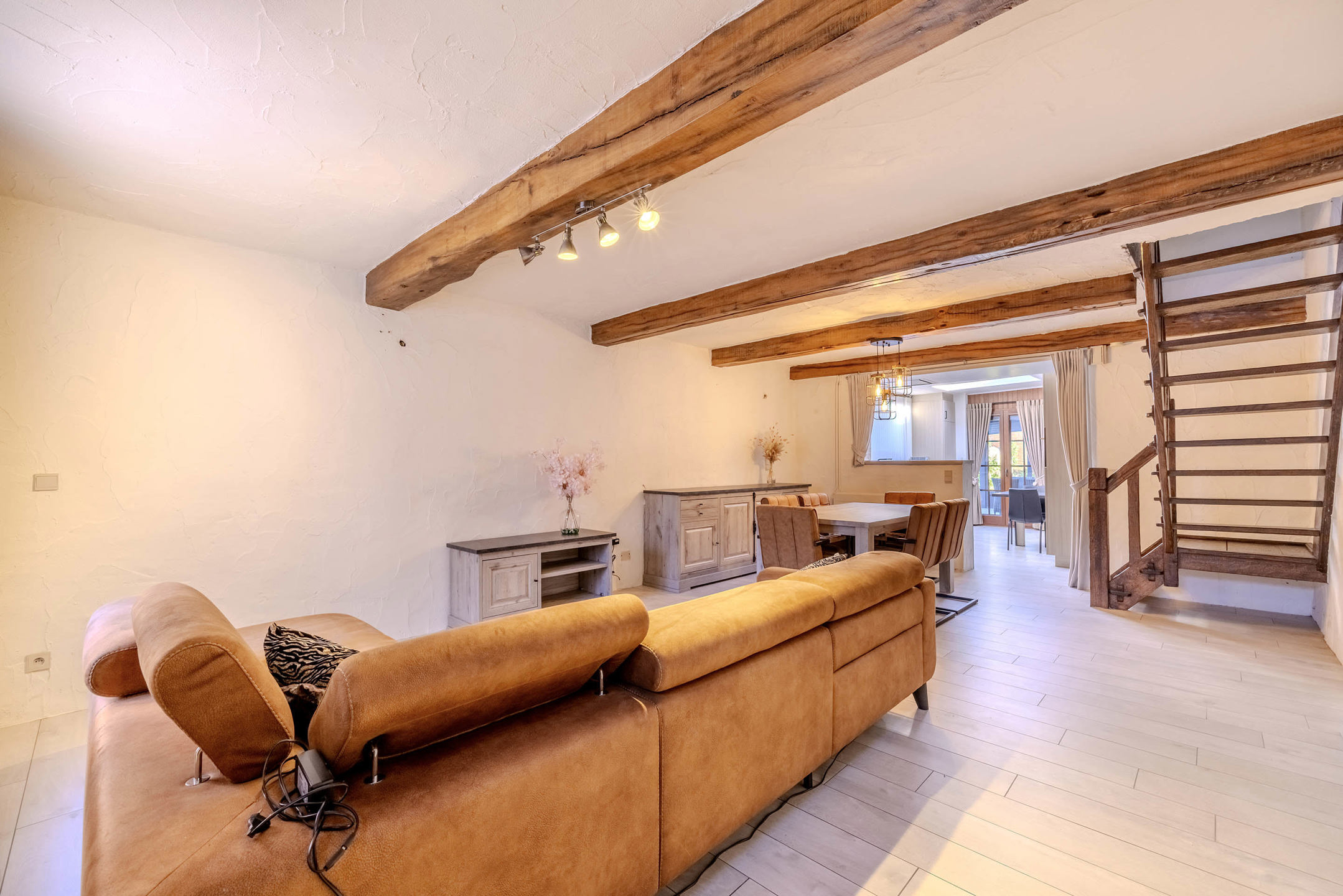 Instapklare, rustig gelegen woning op mooi perceel van 293 m²!