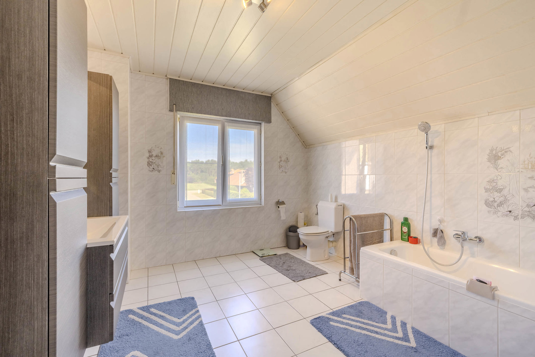 Instapklare woning op mooi perceel van 756 m² in een rustige straat!