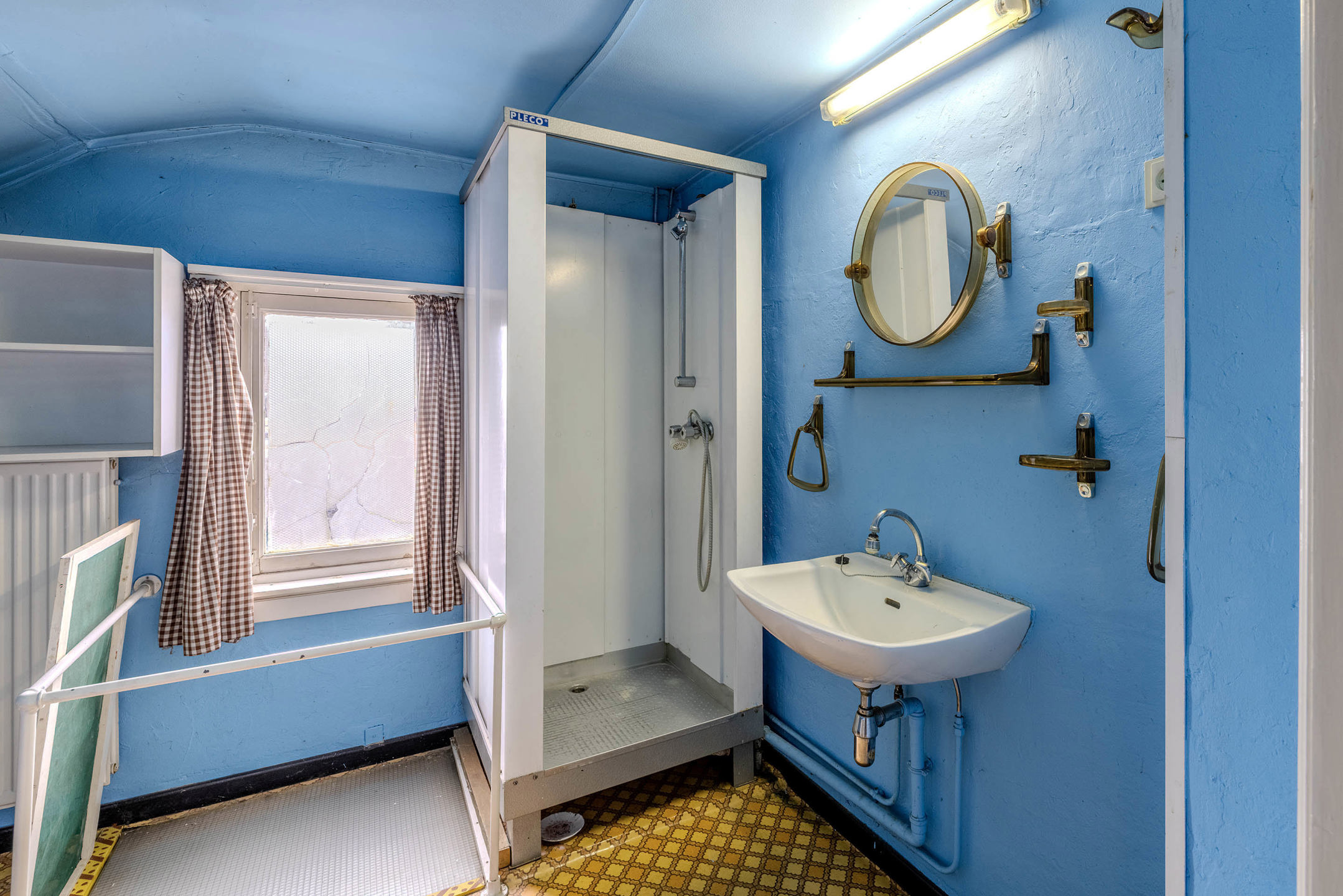 Te renoveren woning op mooi perceel van 430 m²!