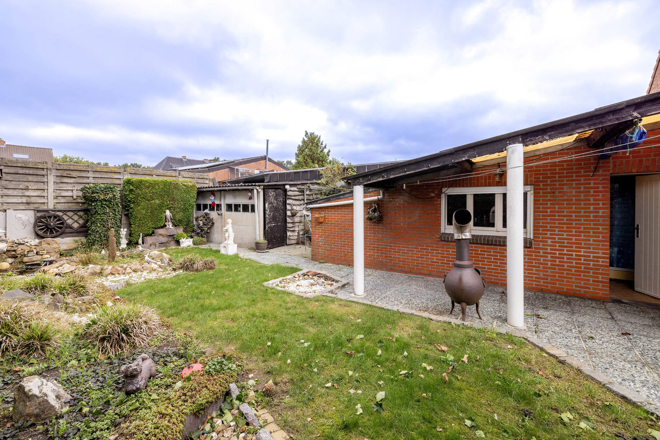 Te renoveren woning op mooi perceel van 430 m²!