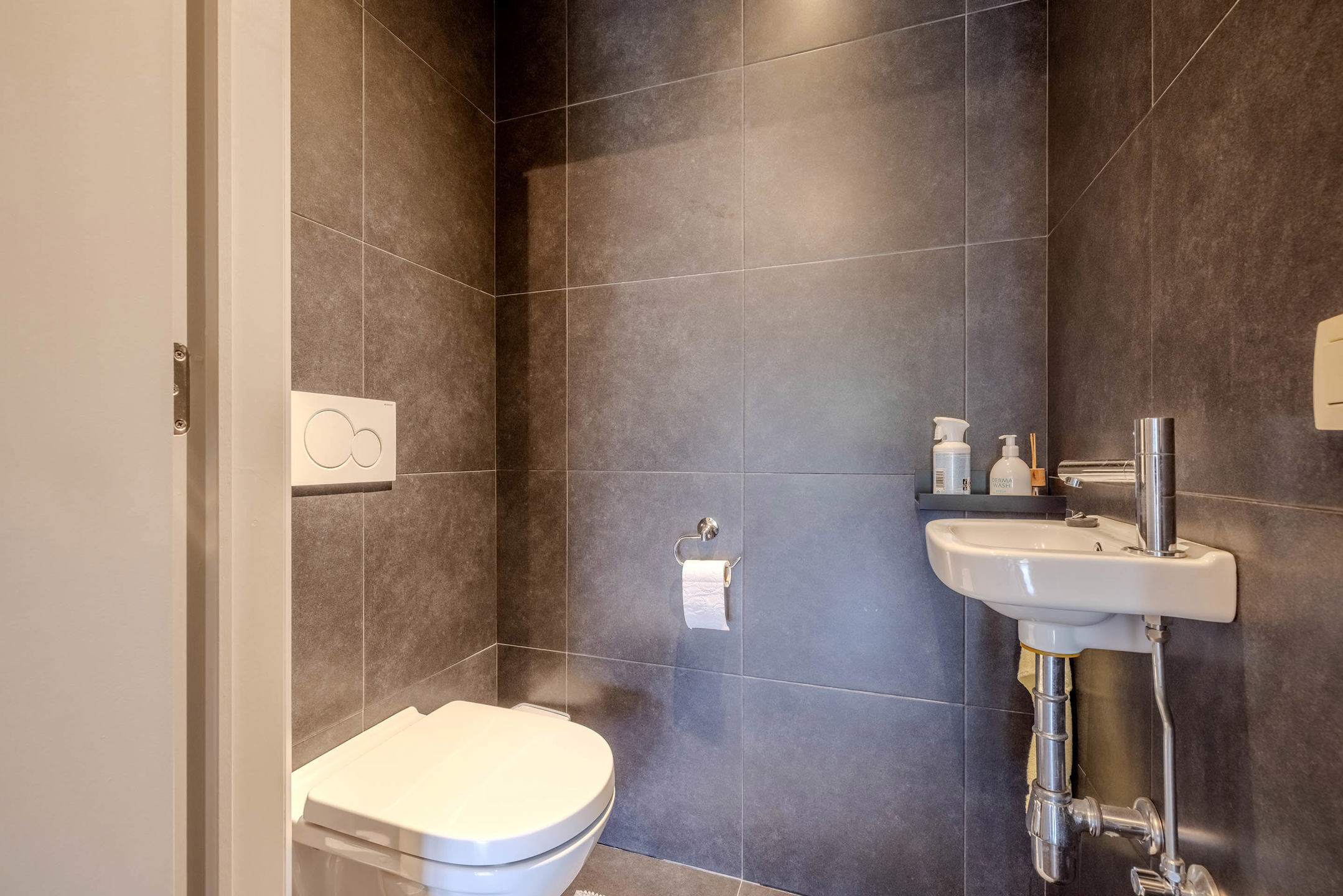 Instapklaar appartement van 74 m² met ondergronds garagebox!