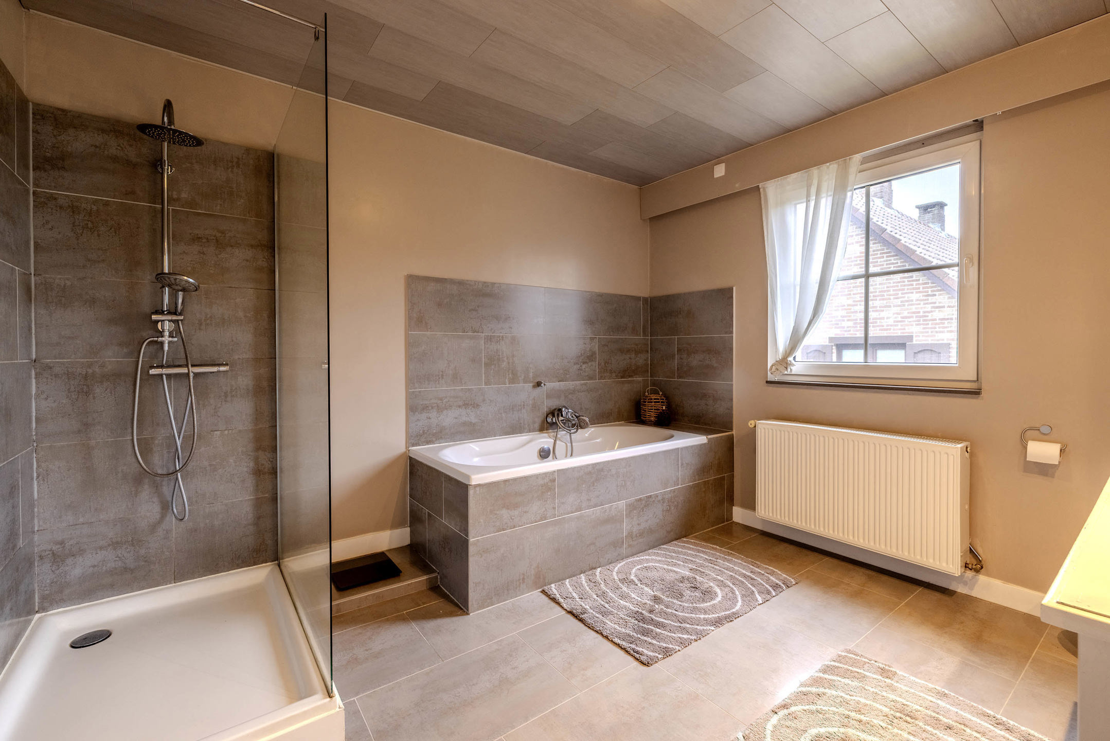 Instapklare, rustig gelegen woning op mooi perceel van 771 m²!