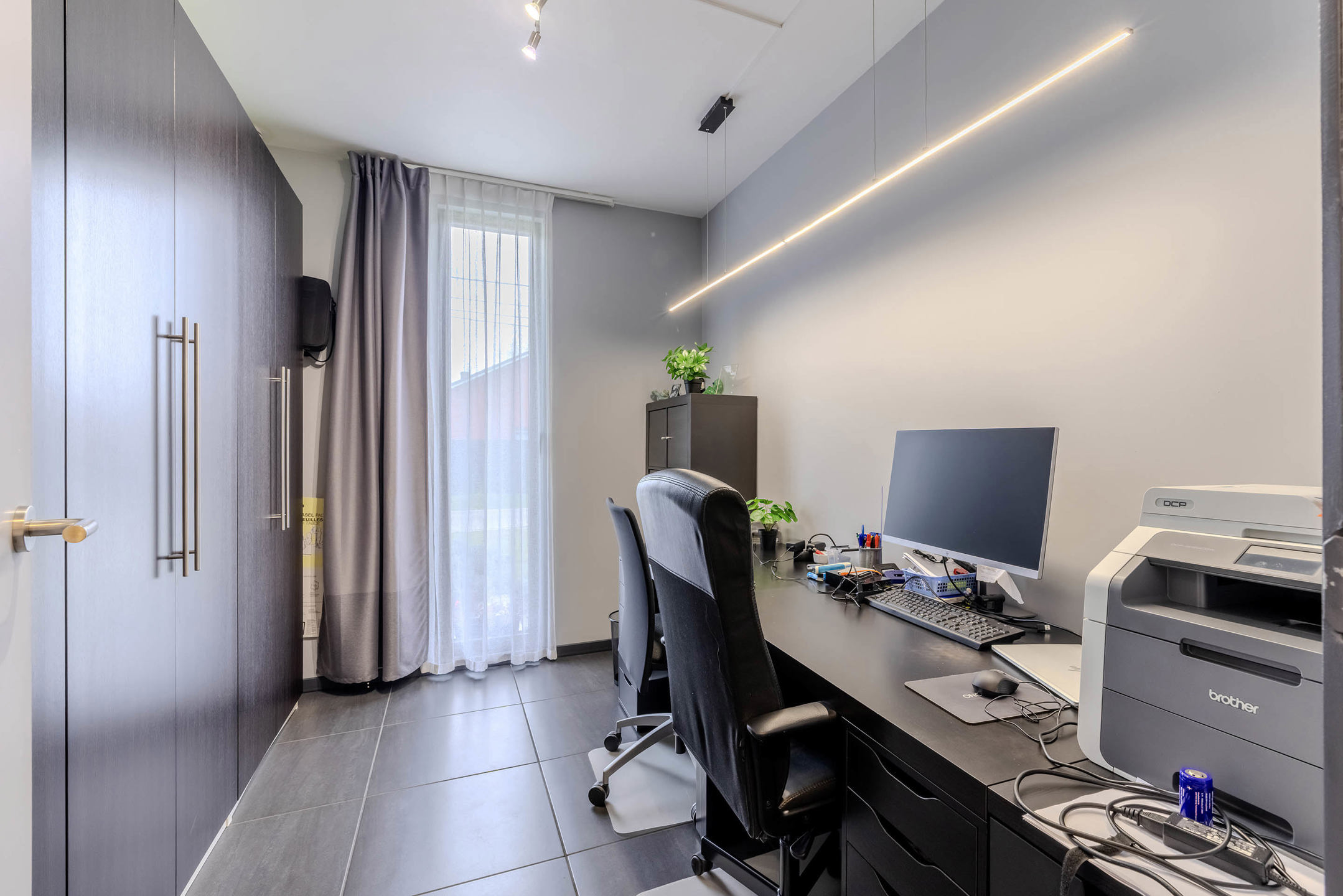 Gelijkvloerse woning met gekoppelde loods van 102m²