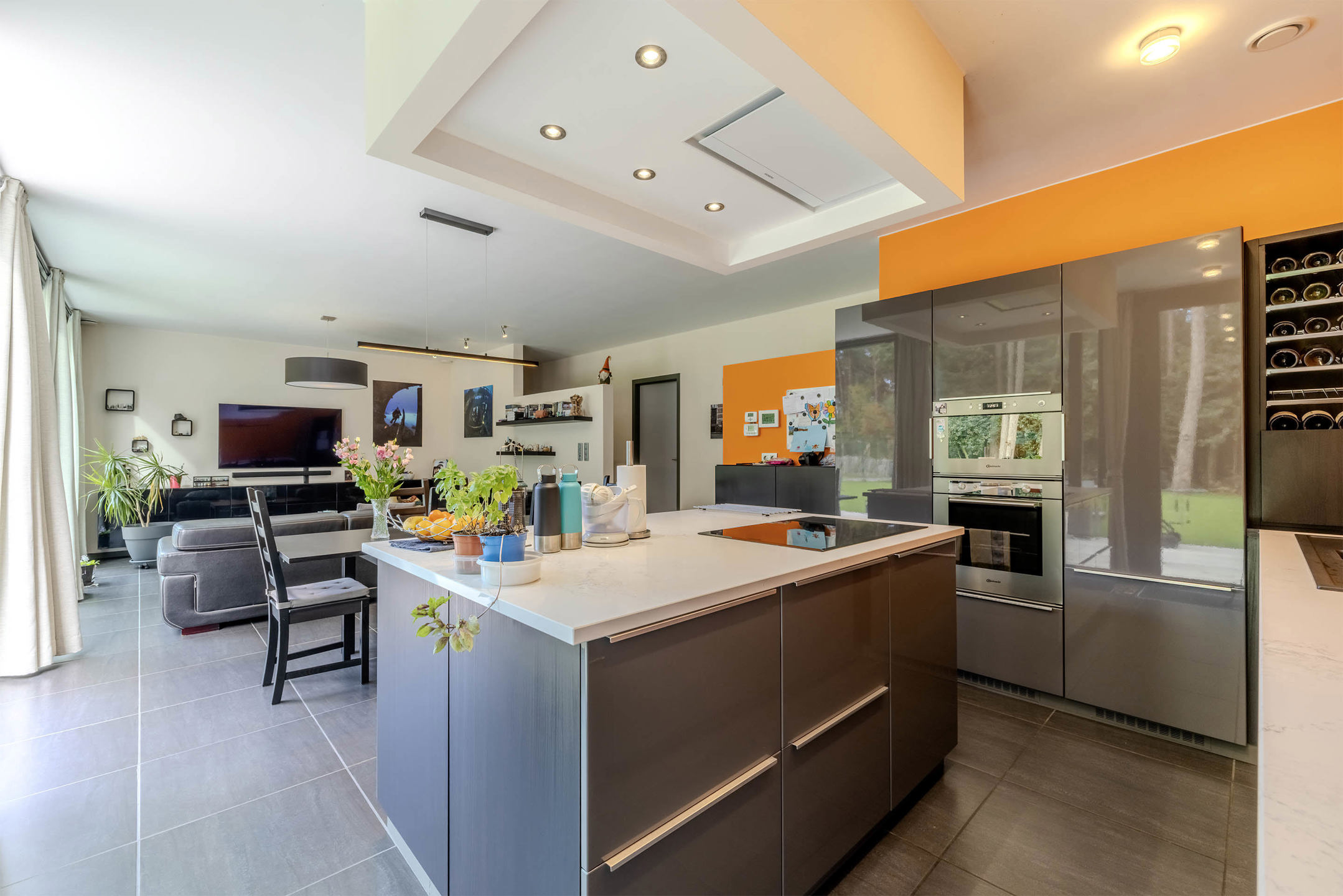 Gelijkvloerse woning met gekoppelde loods van 102m²