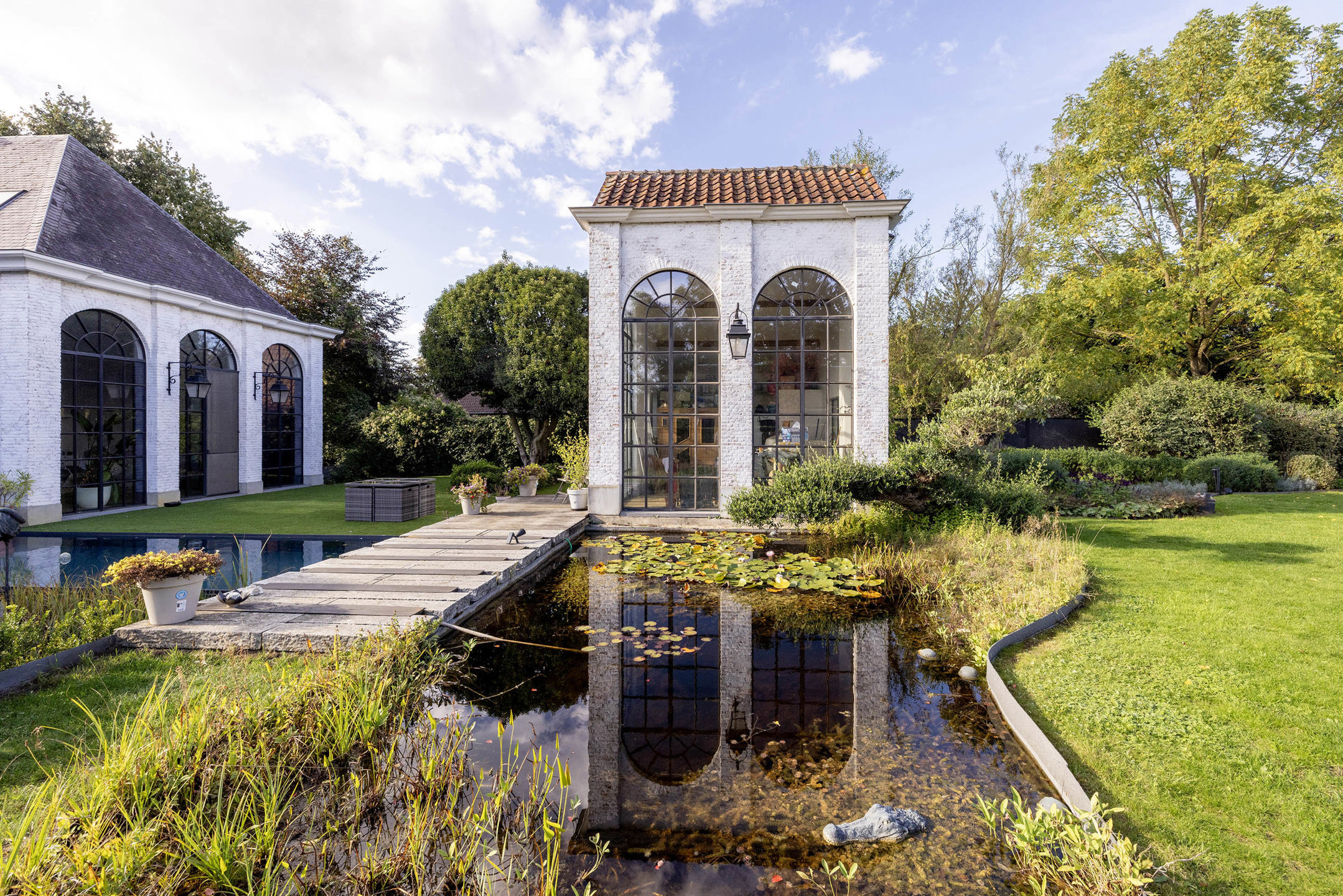 Landelijke nieuwbouwvilla (met optionele manege)