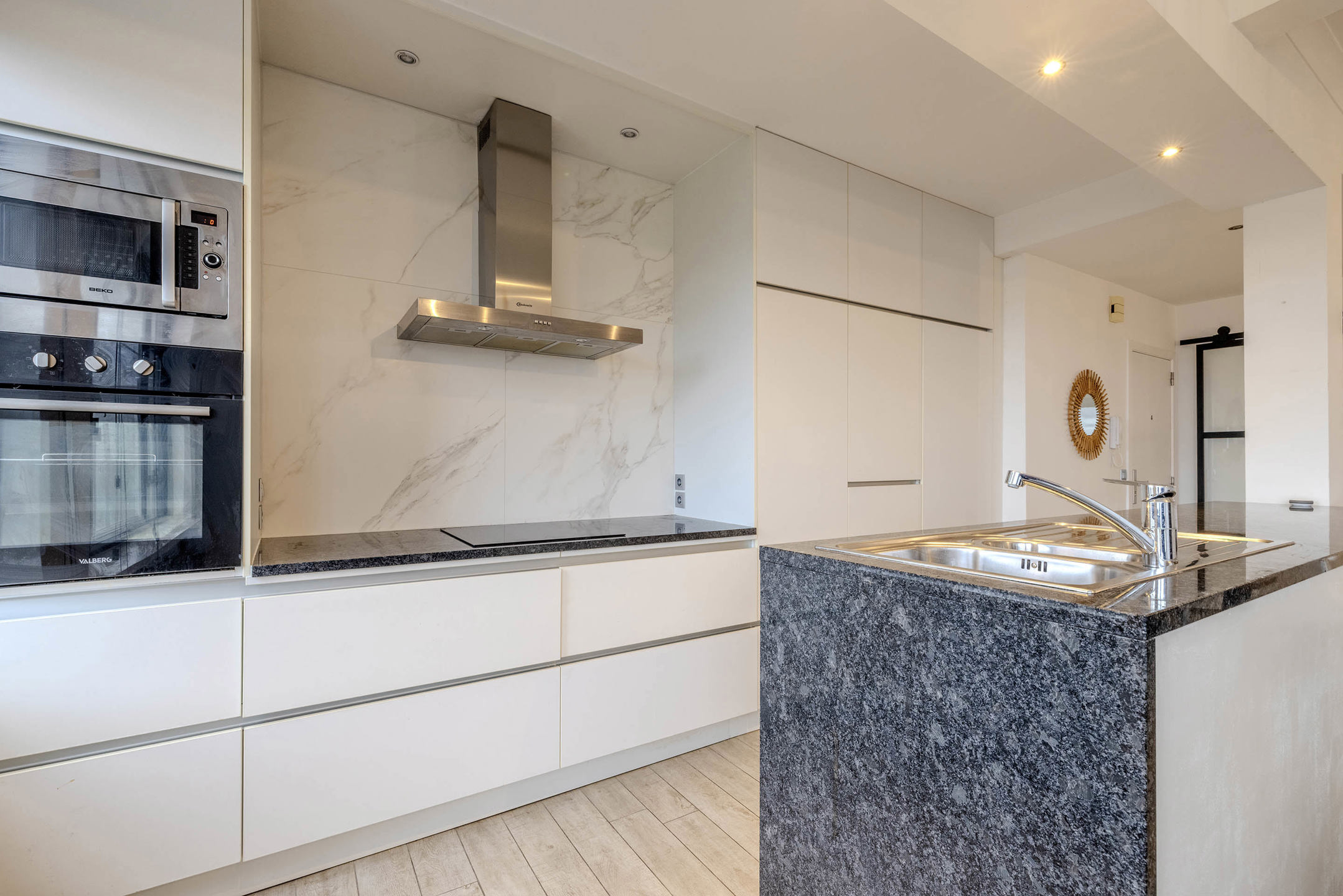 Instapklaar appartement met fenomenaal uitzicht