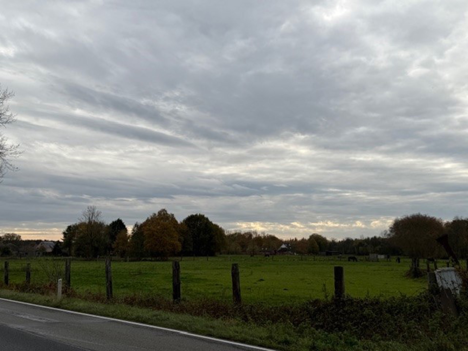 Landbouwgrond / Weide te koop – 22.359 m²!