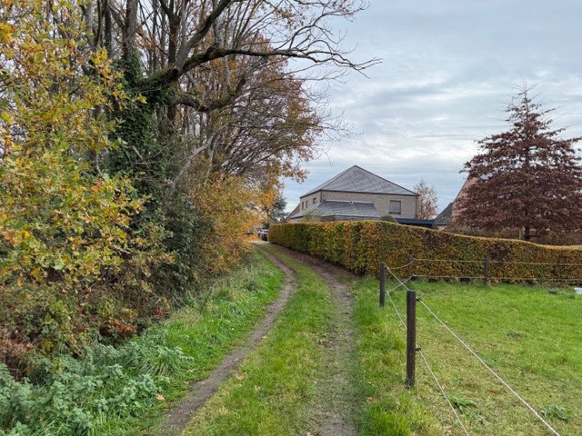 Landbouwgrond / Weide te koop – 22.359 m²!