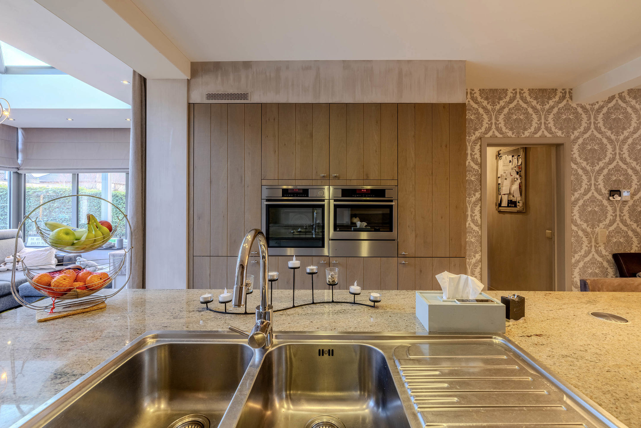 Instapklare villa met zwembad op toplocatie!