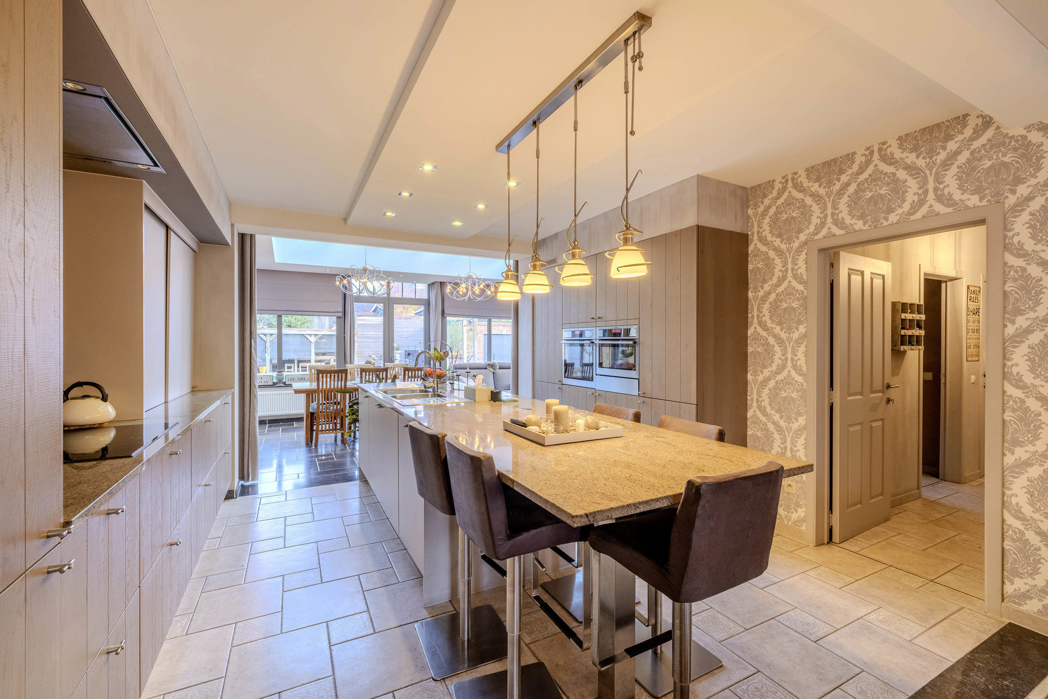 Instapklare villa met zwembad op toplocatie!