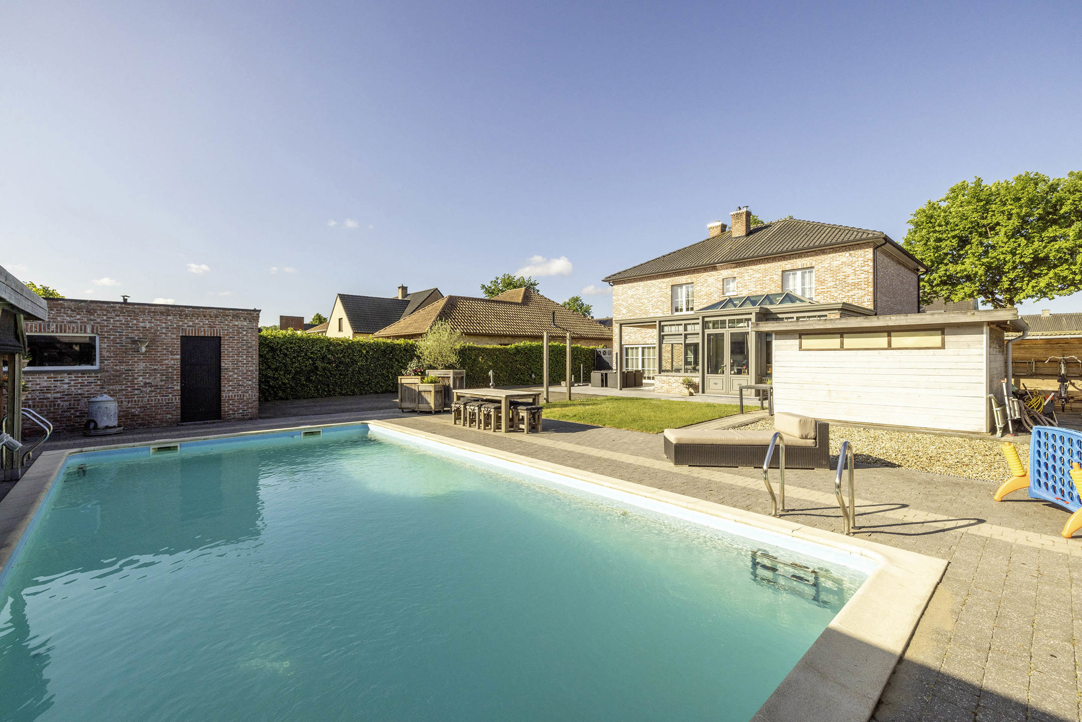 Instapklare villa met zwembad op toplocatie!