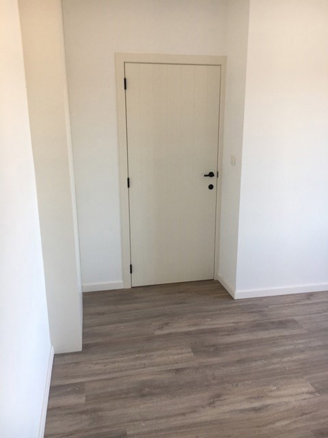 Instapklaar appartement met mooi terras