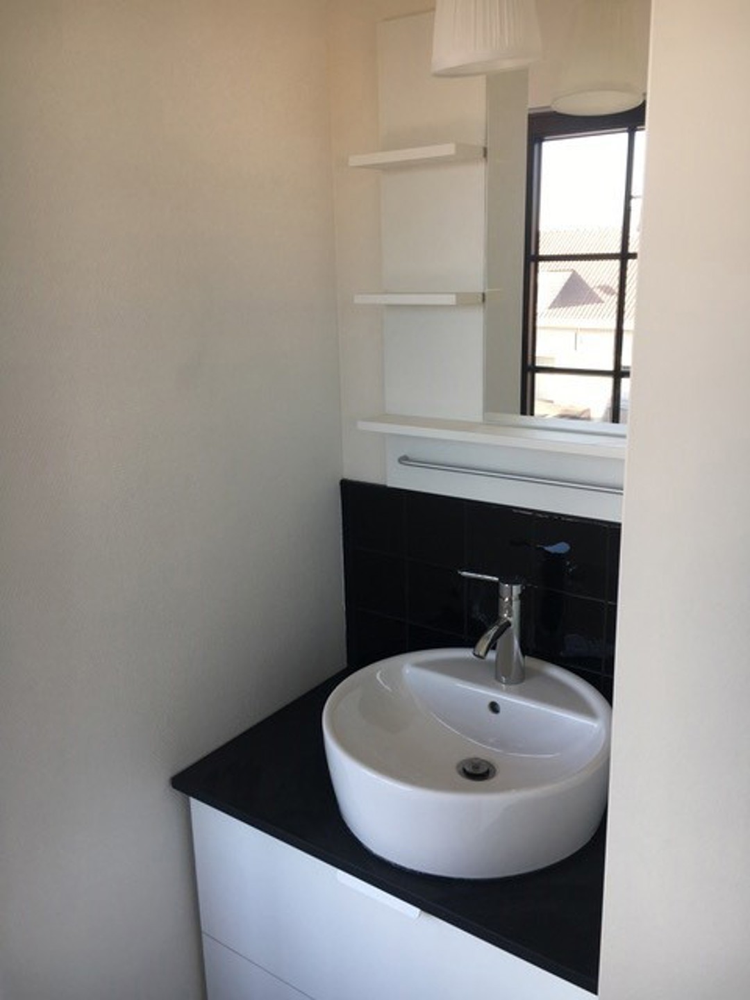 Instapklaar appartement met mooi terras