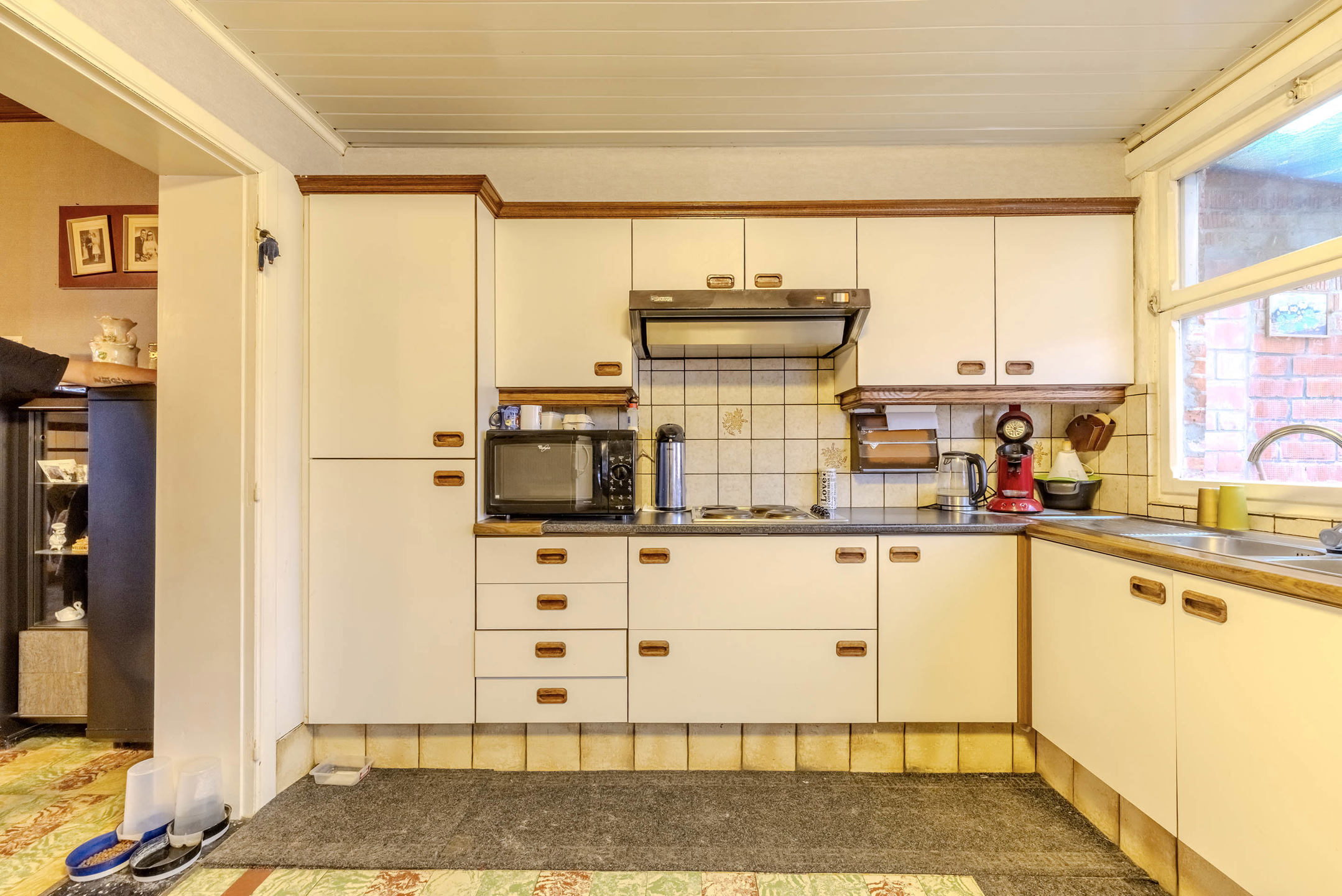 Volledig te renoveren woning in Wechelderzande op perceel van 2.141m²!