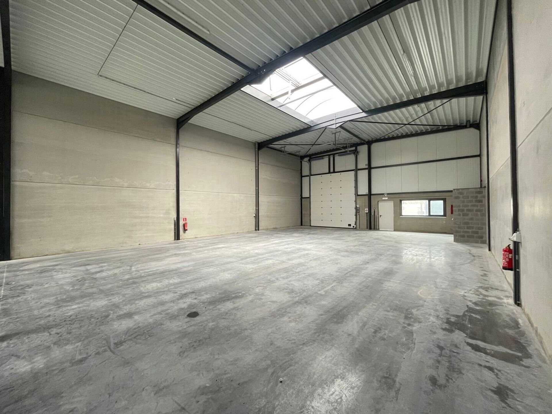 KMO Unit in nieuw bedrijvenpark // 10D