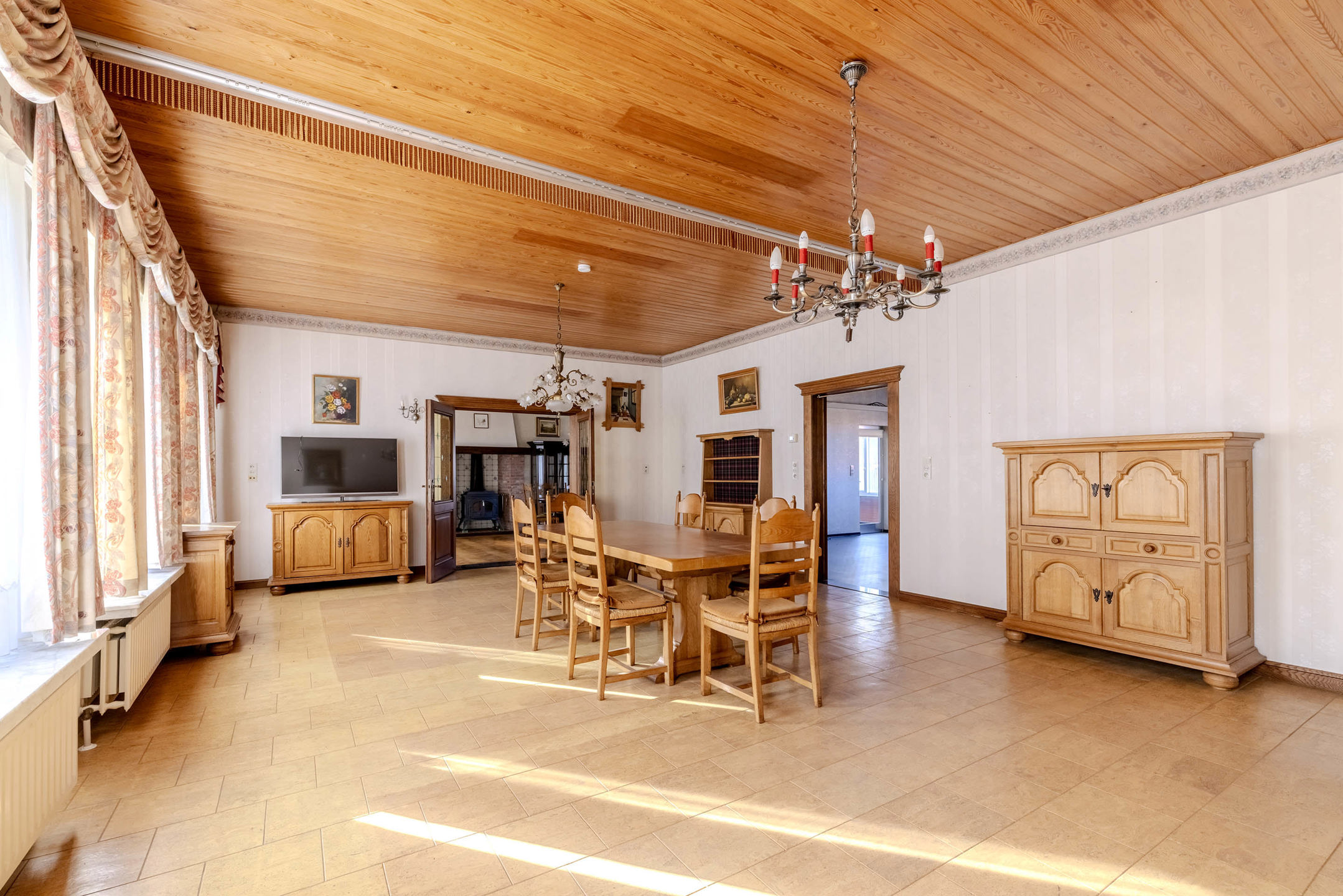 Karaktervolle woning op mooi perceel van 1.086 m² met vrij zicht!