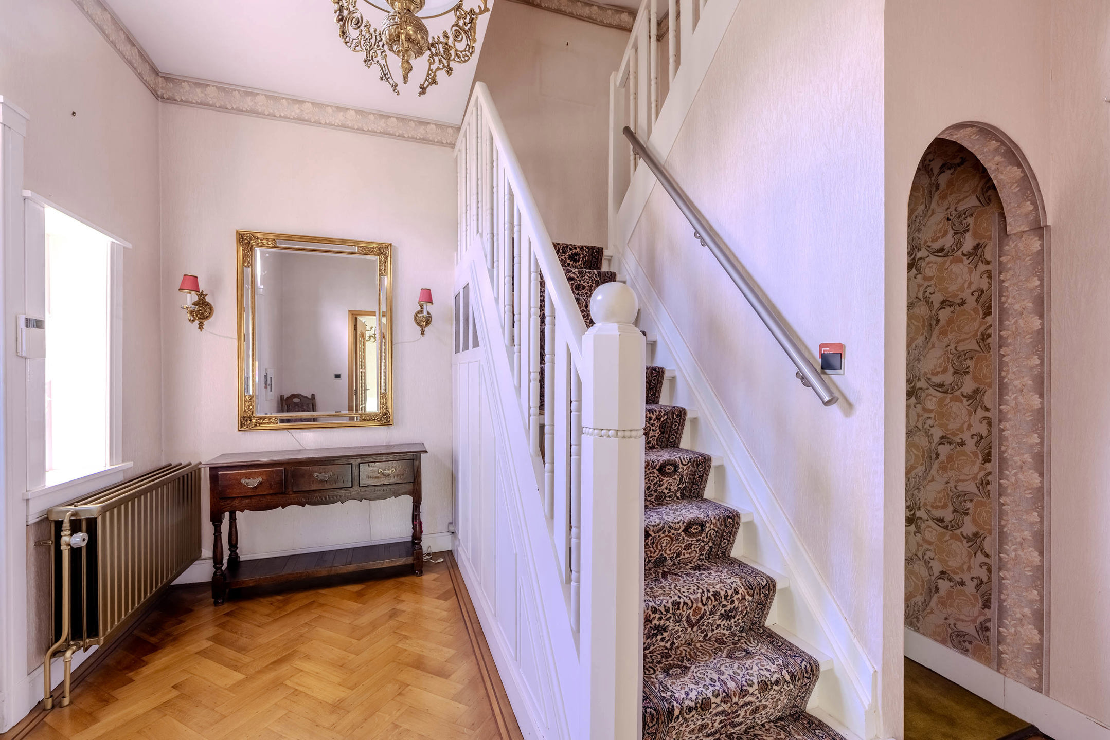 Karaktervolle woning op mooi perceel van 1.086 m² met vrij zicht!