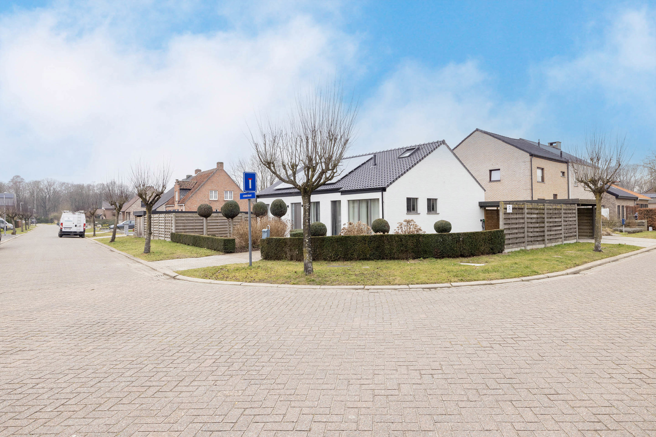 Volledig gerenoveerde woning op mooi perceel van 622 m²!