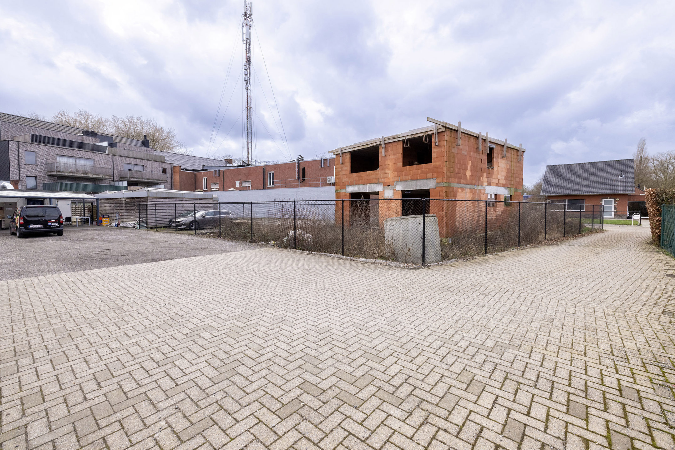 Handelshuis of Woonst in centrum Malle!