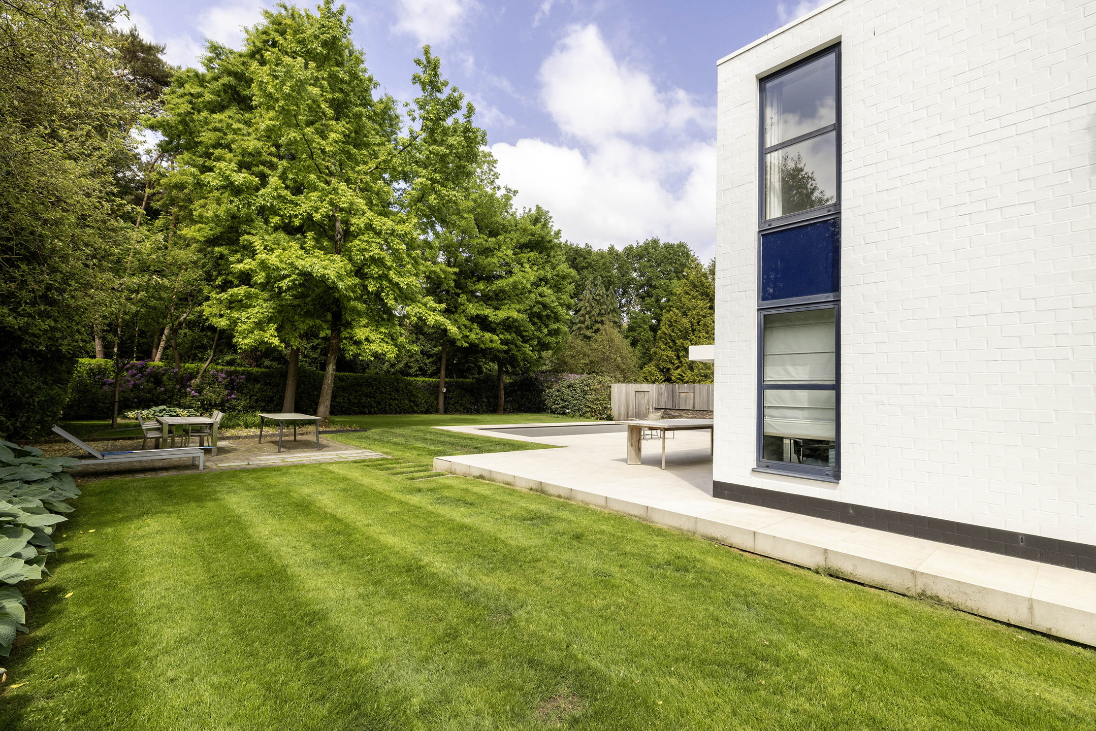 Unieke villawoning met zwembad op perceel van 2.088 m²!