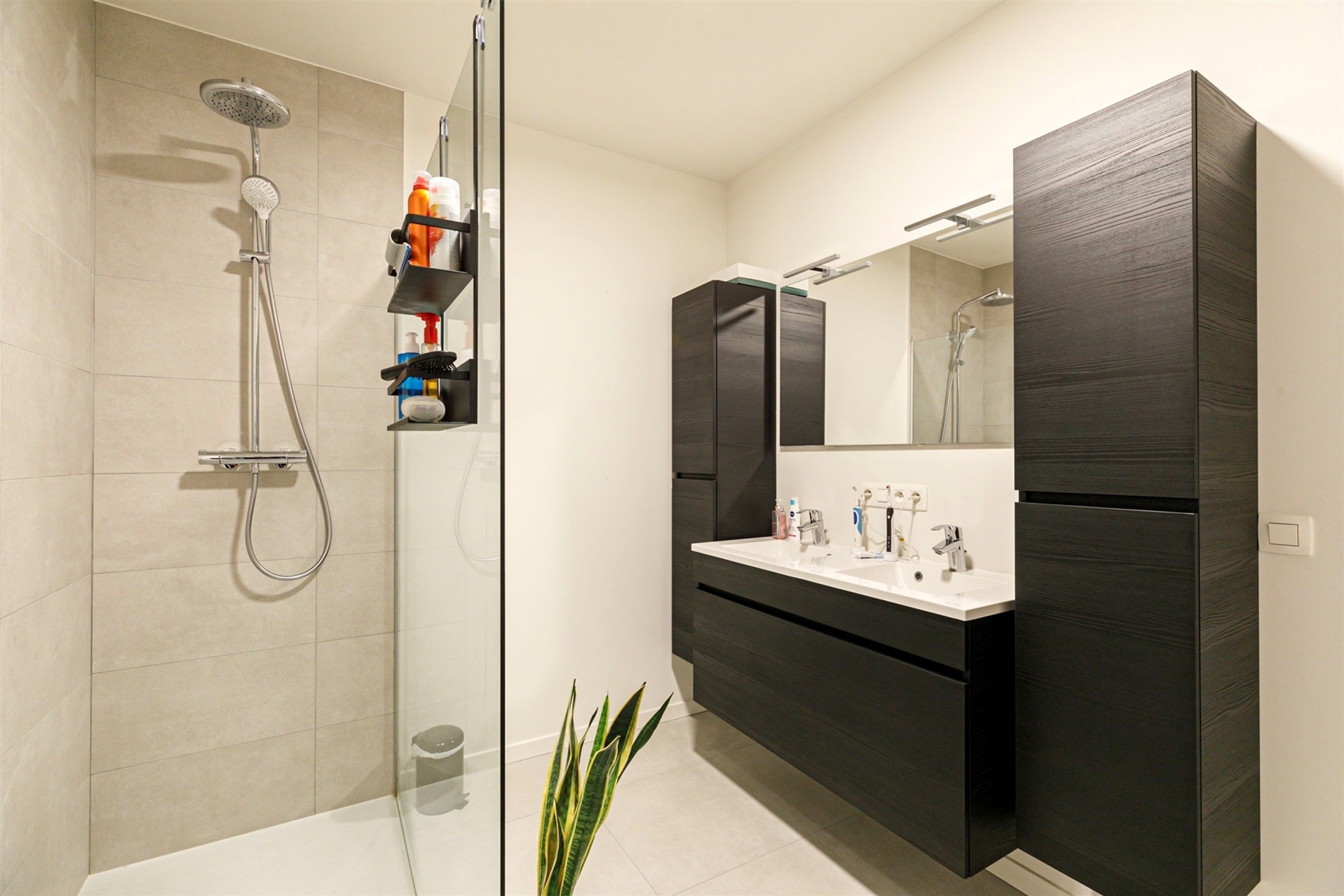 Instapklaar gelijkvloers appartement van 101m² met terras!