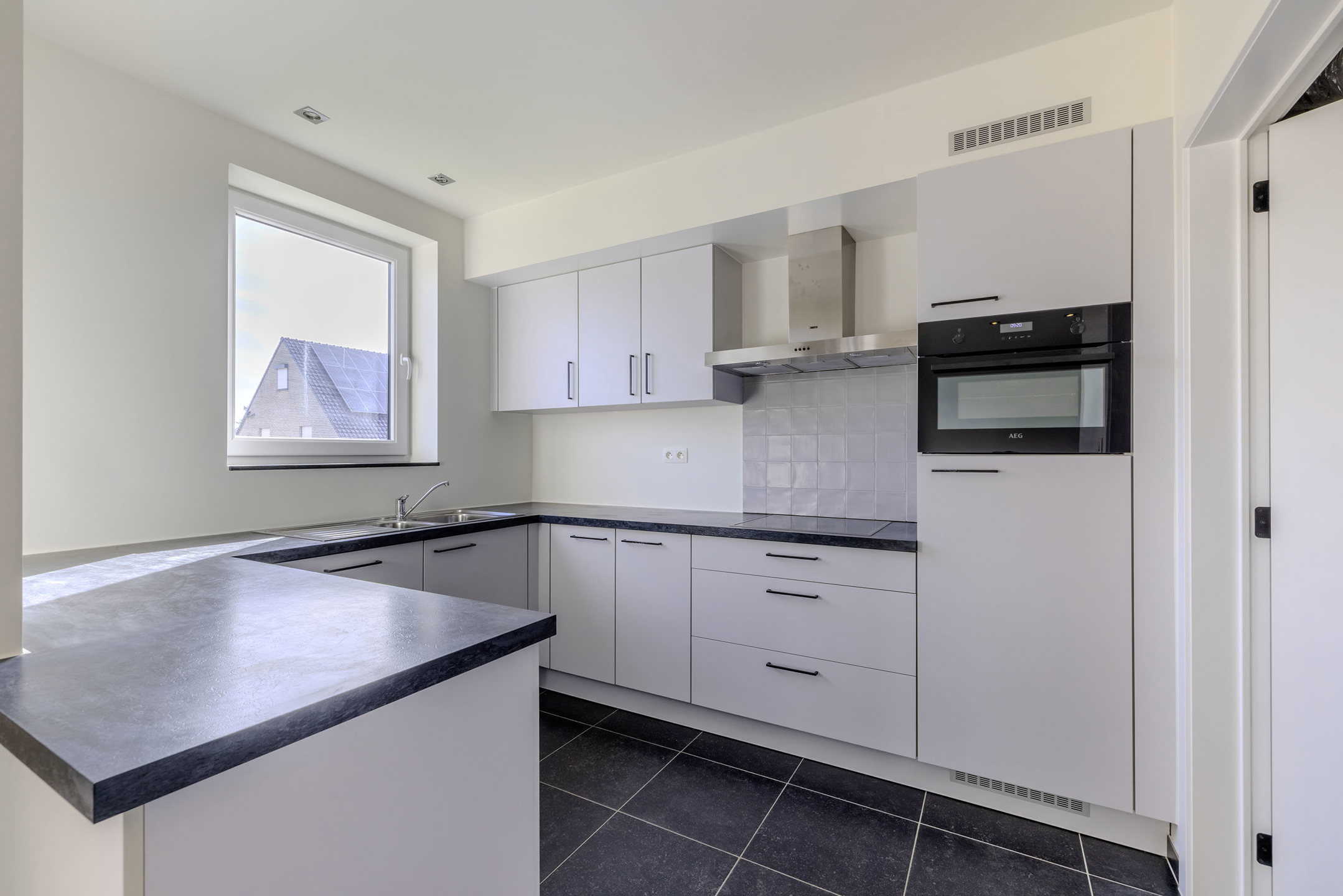 Instapklaar 2-slaapkamerappartement in Lille!