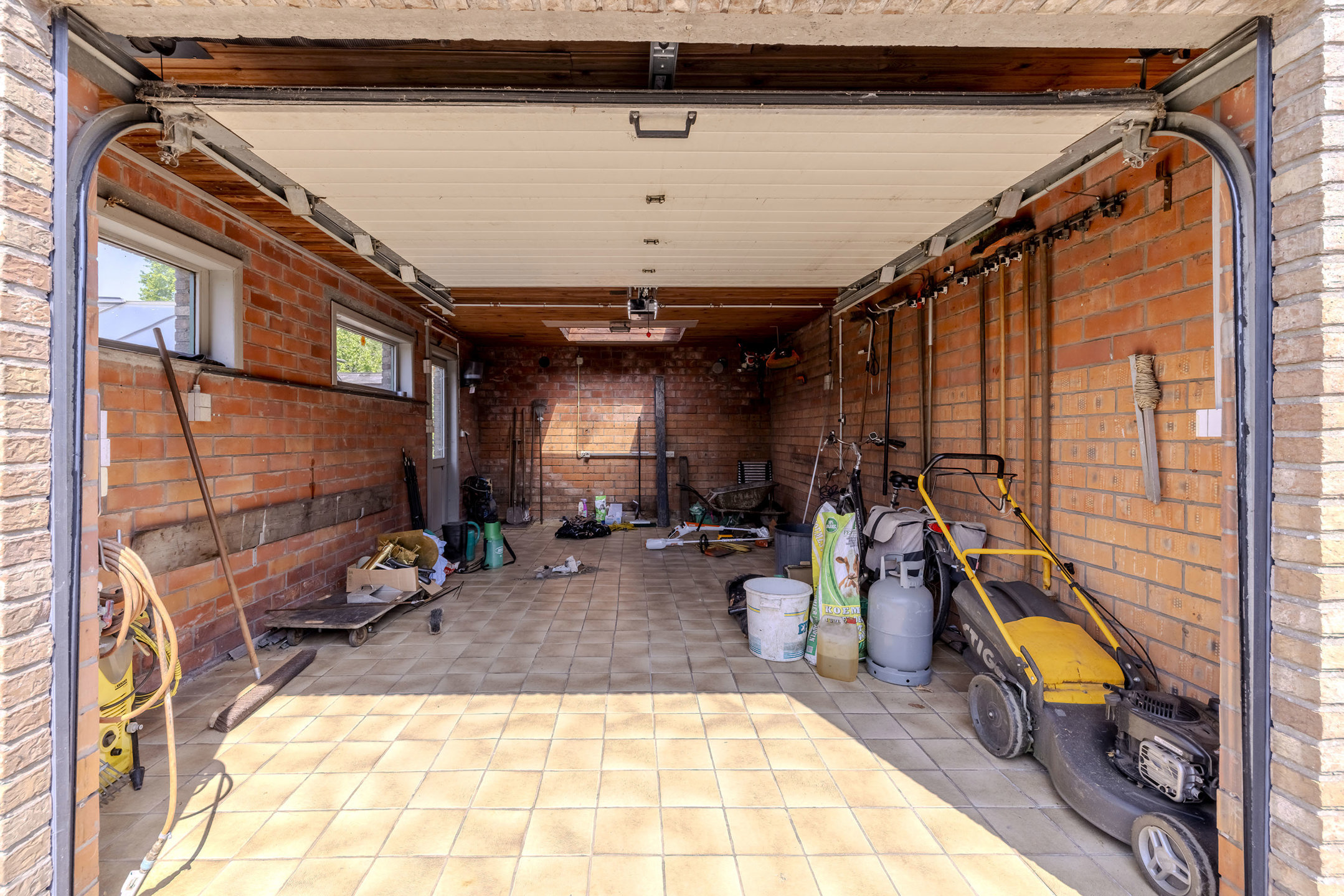 rustig gelegen woning op mooi perceel 693m²